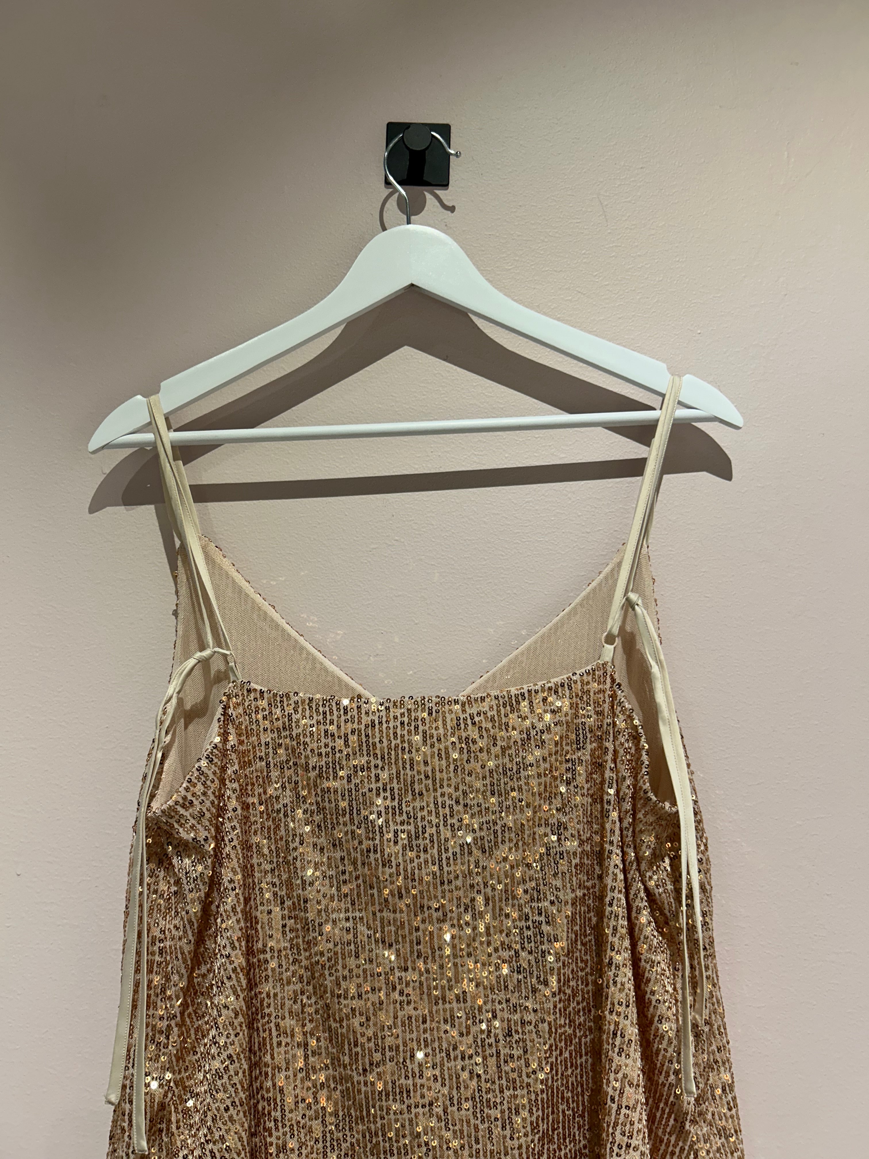 Second Female Clothing Tops M