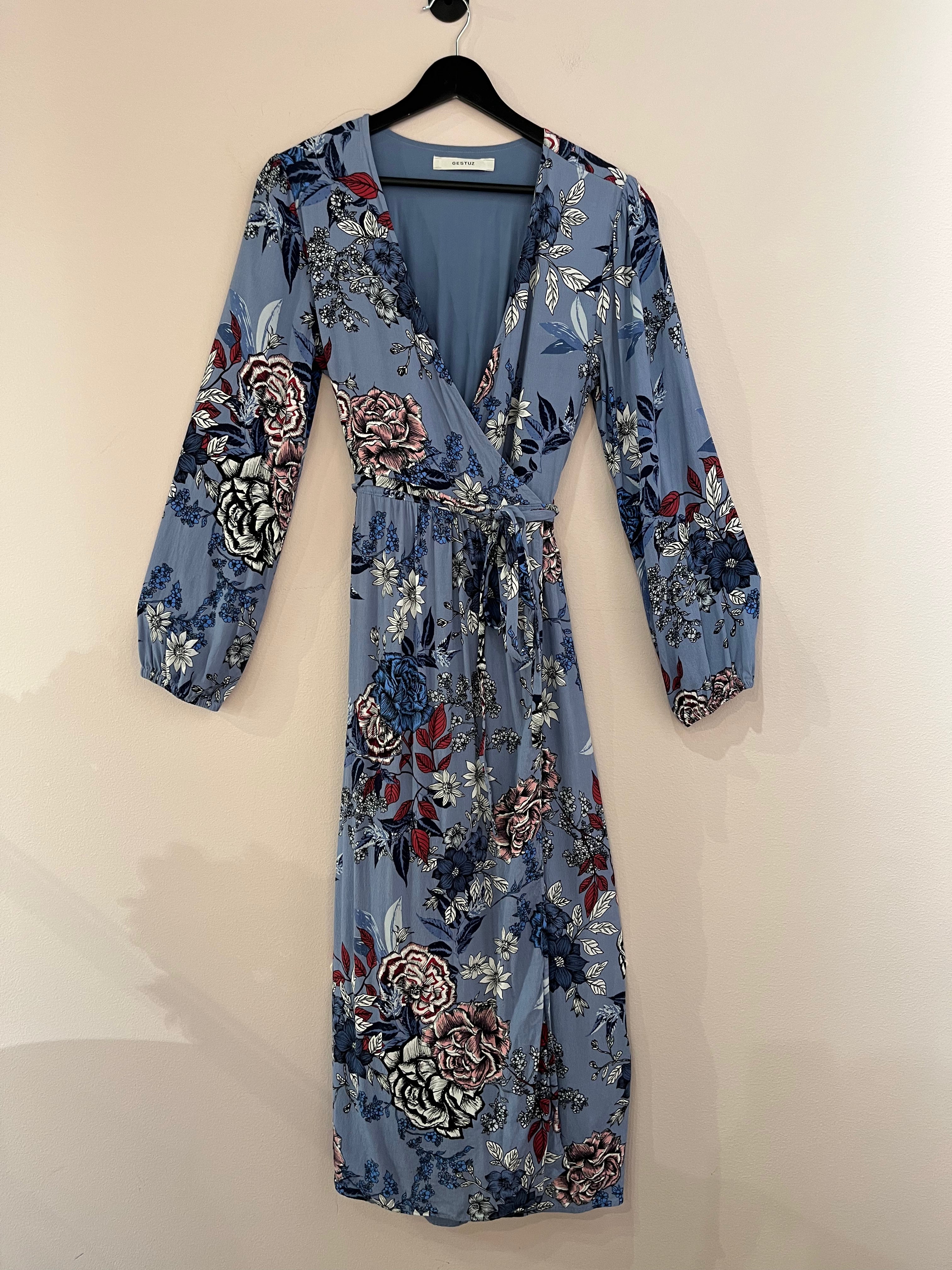 Gestuz Dresses 36