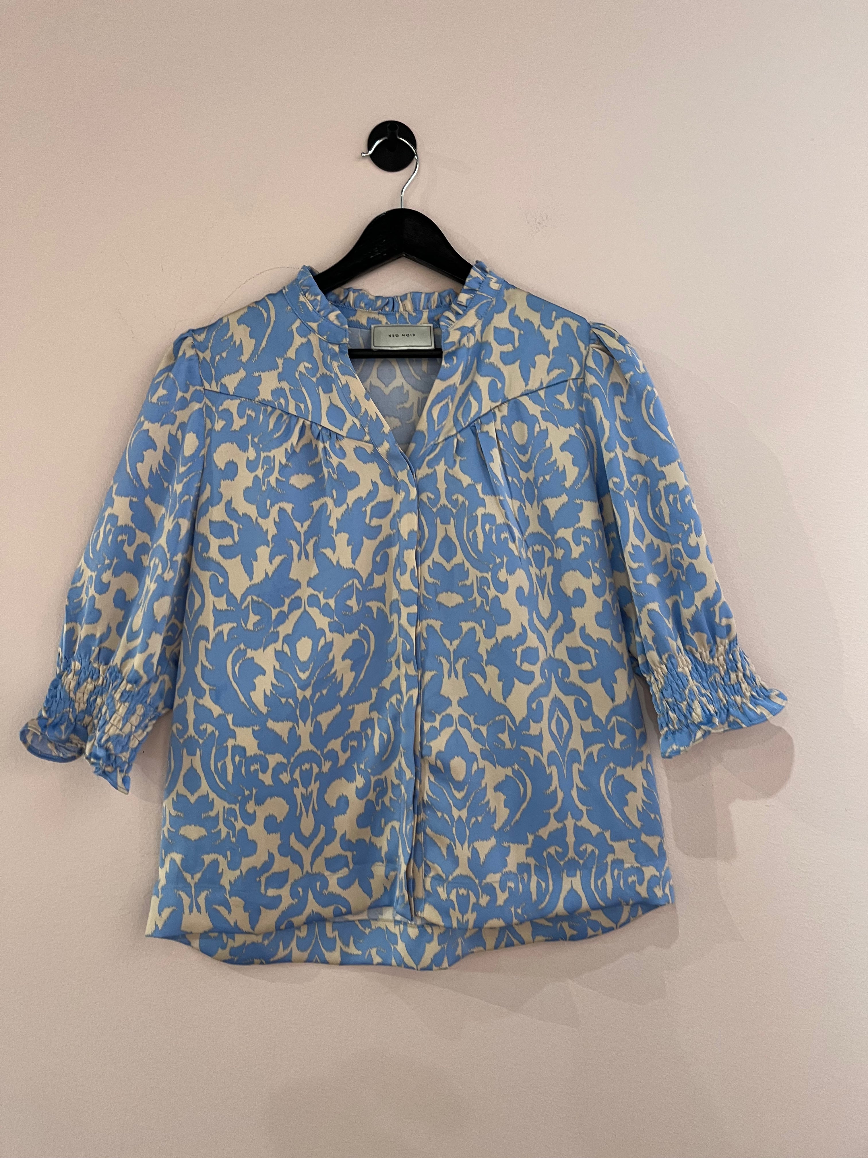 Neo Noir Blouses XS