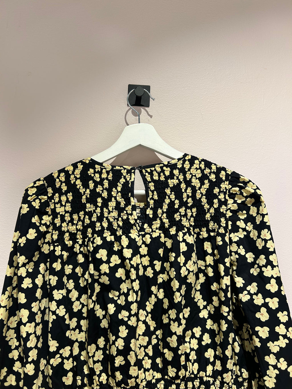 Second Female Blouses M