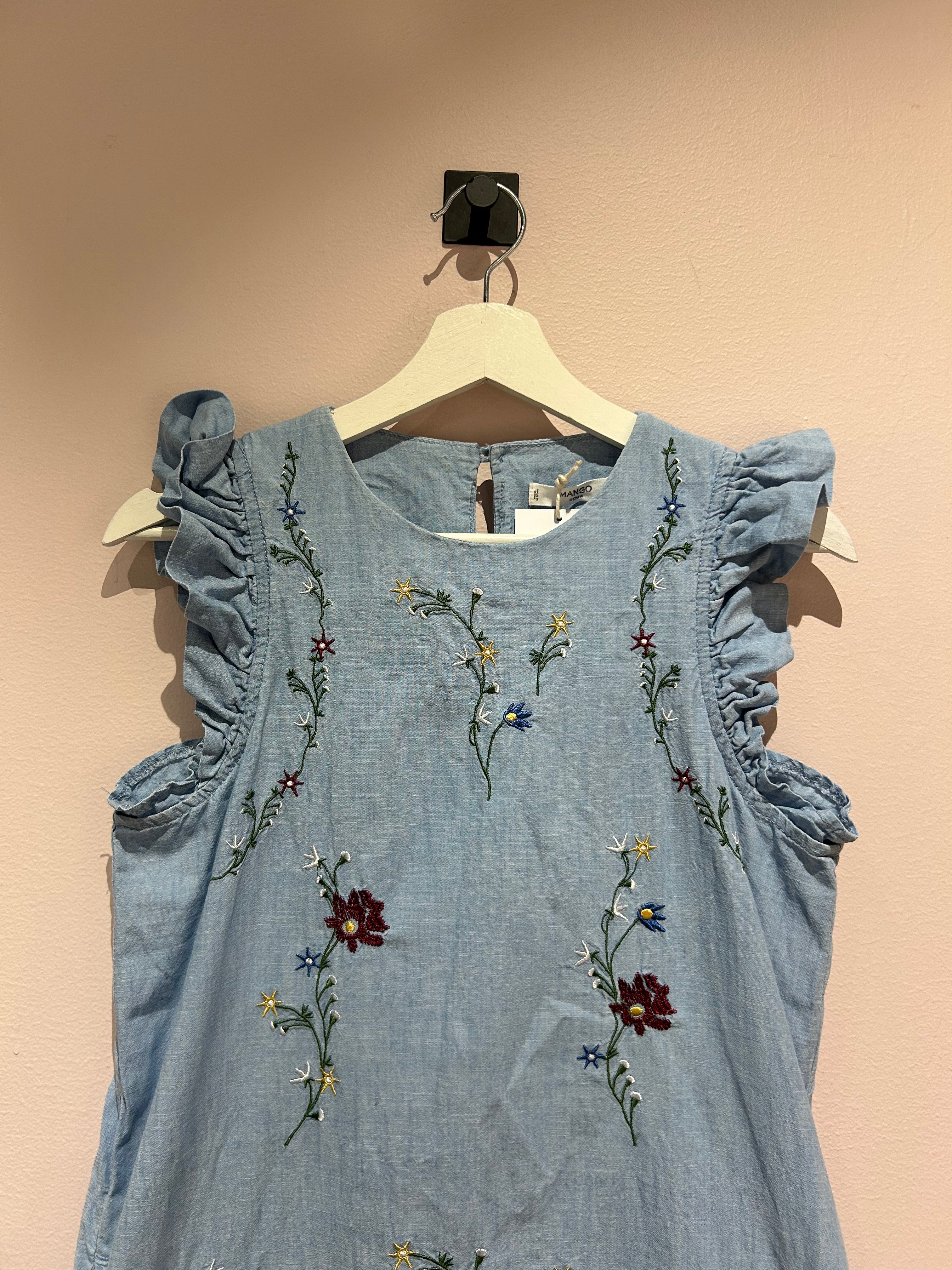 MNG Dresses M