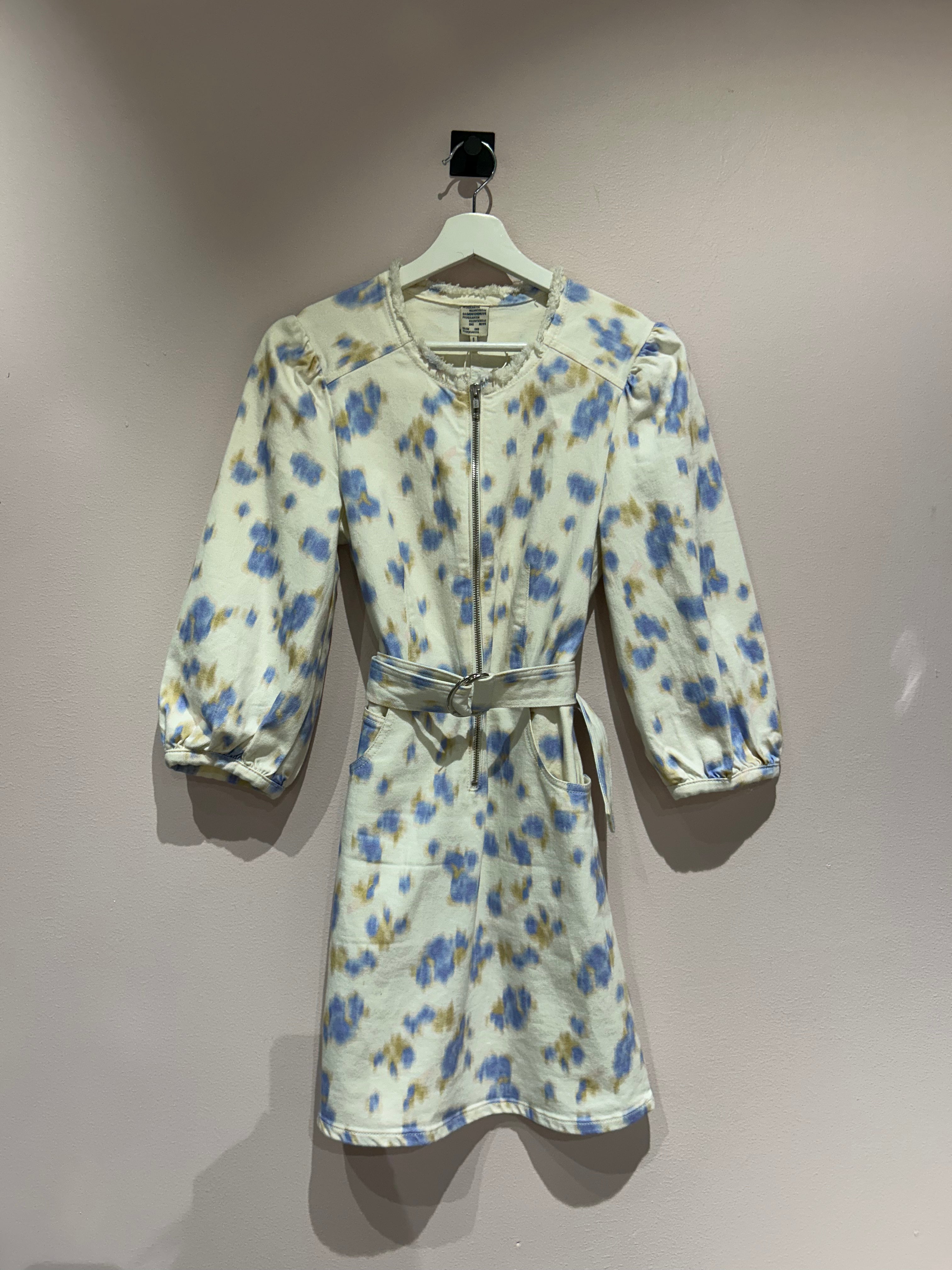 Baum Und Pferdgarten Dresses 34