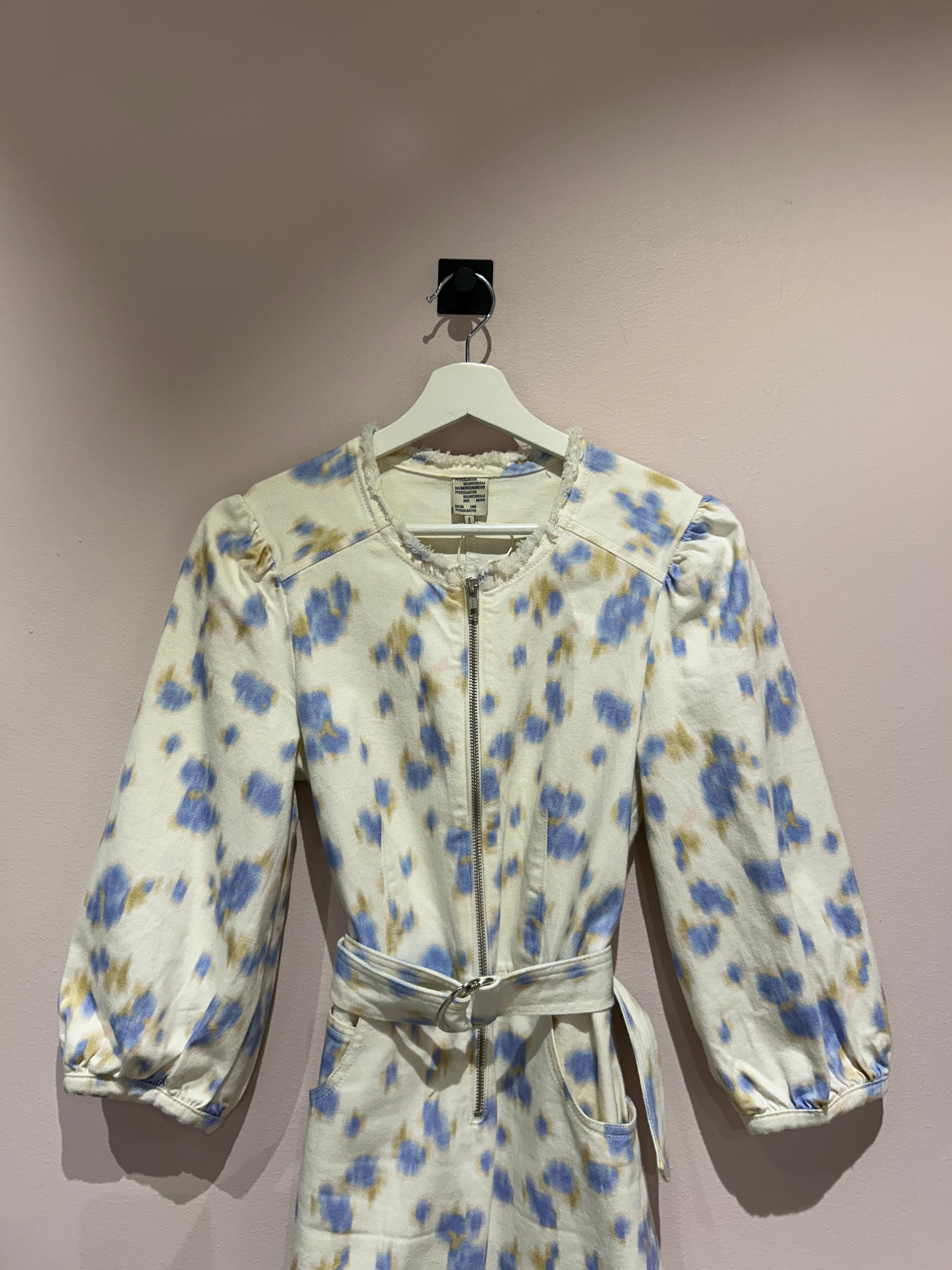 Baum Und Pferdgarten Dresses 34