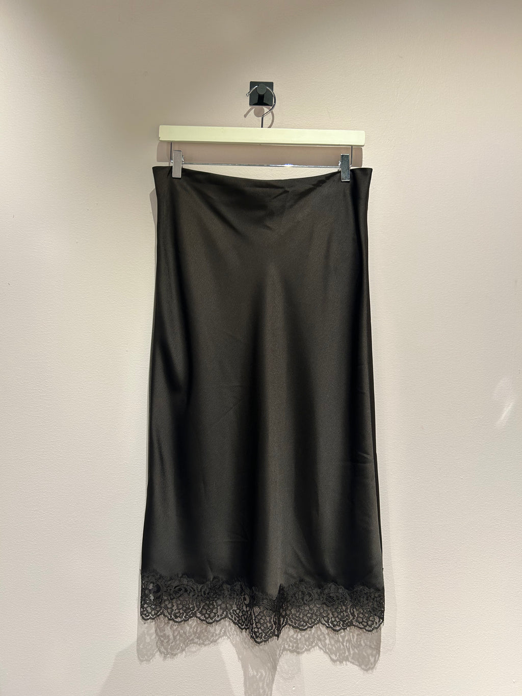 Zara Skirts L