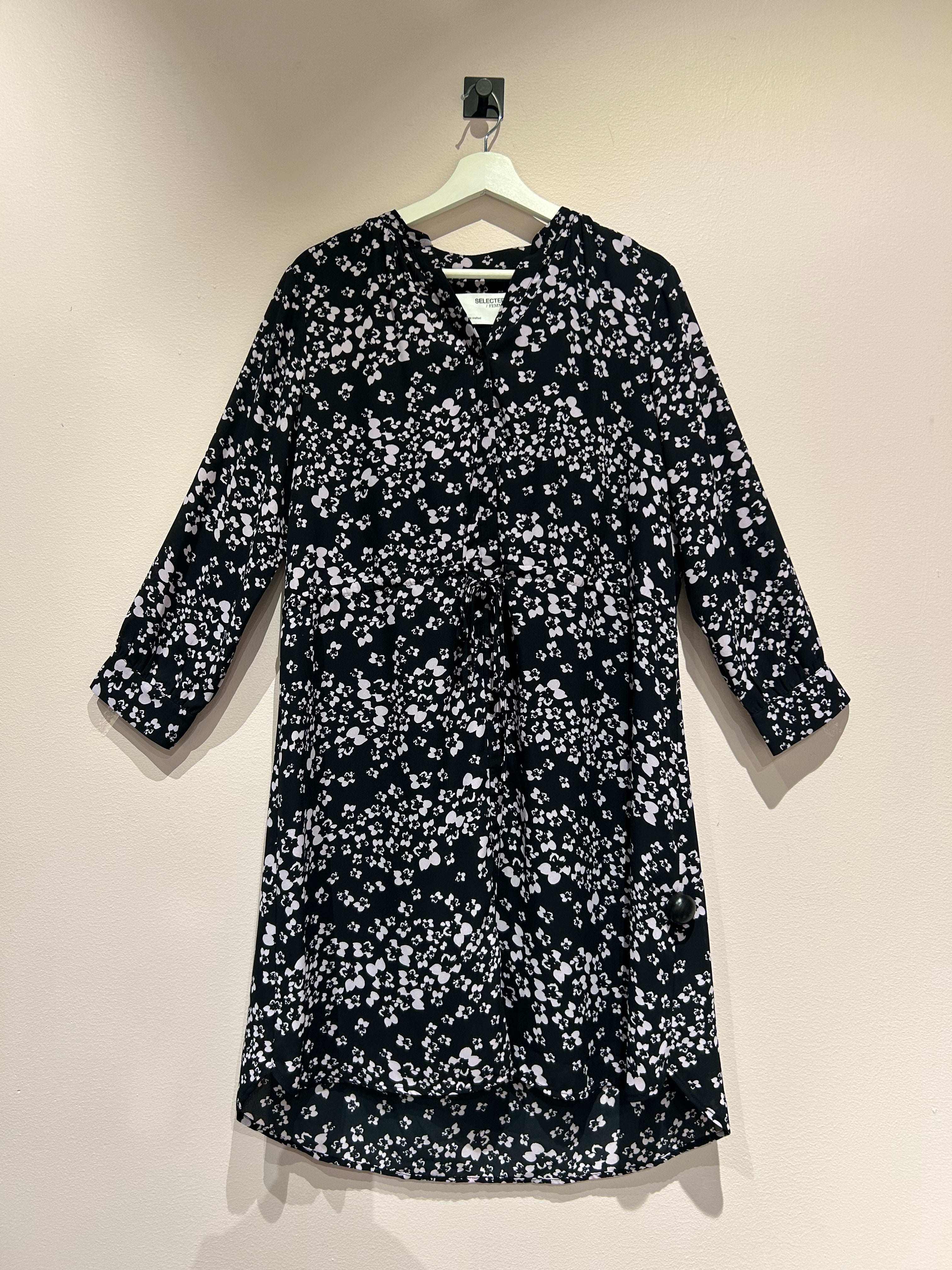 Selected Femme Dresses 40