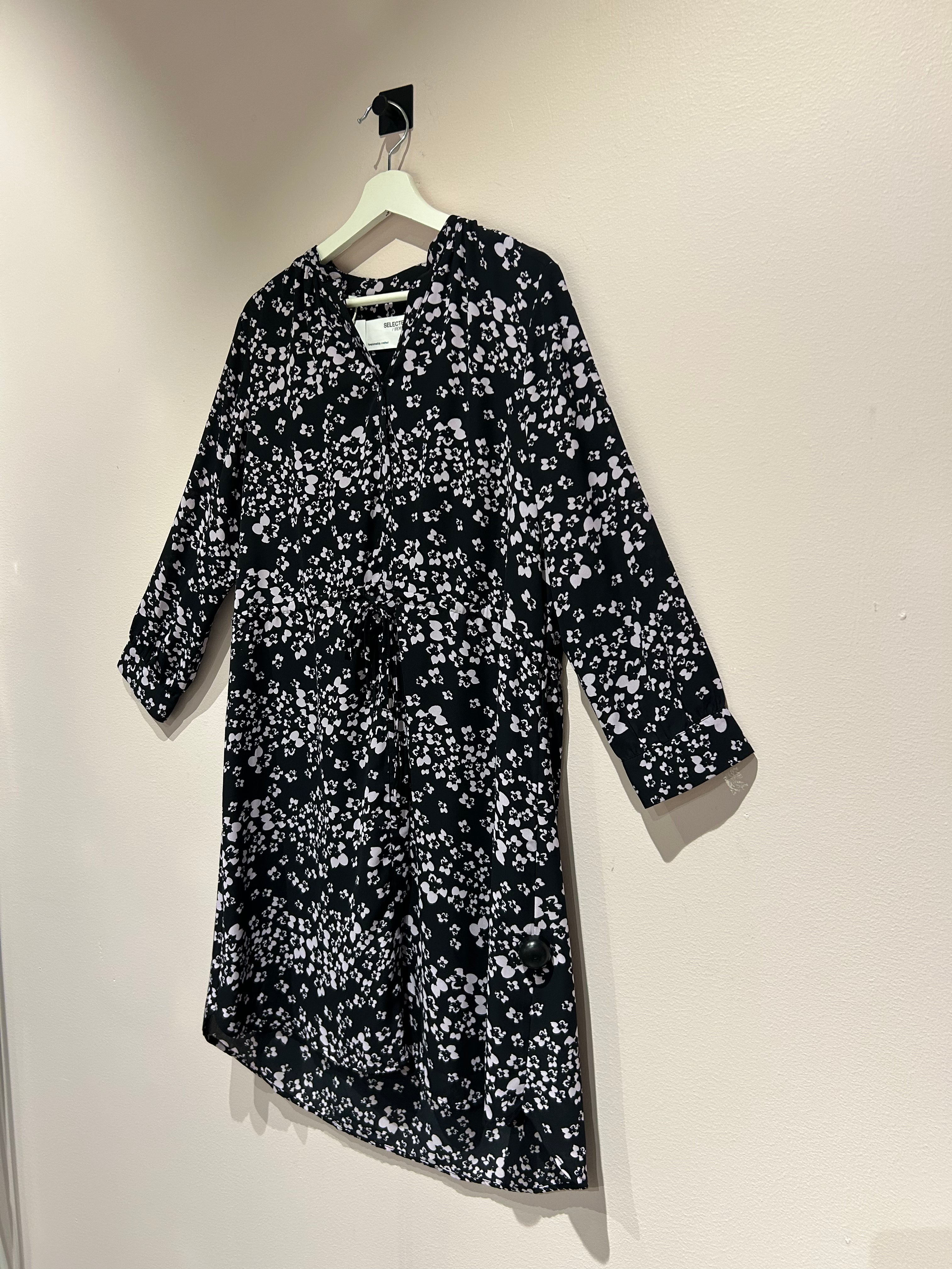 Selected Femme Dresses 40