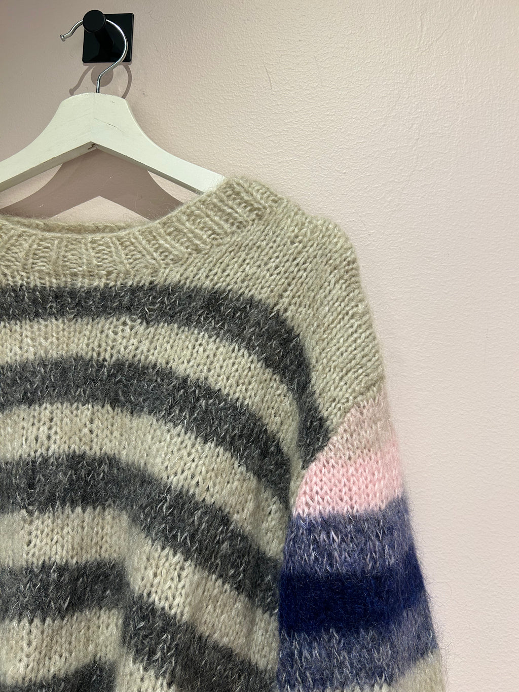 Dawn x Dare Sweaters S