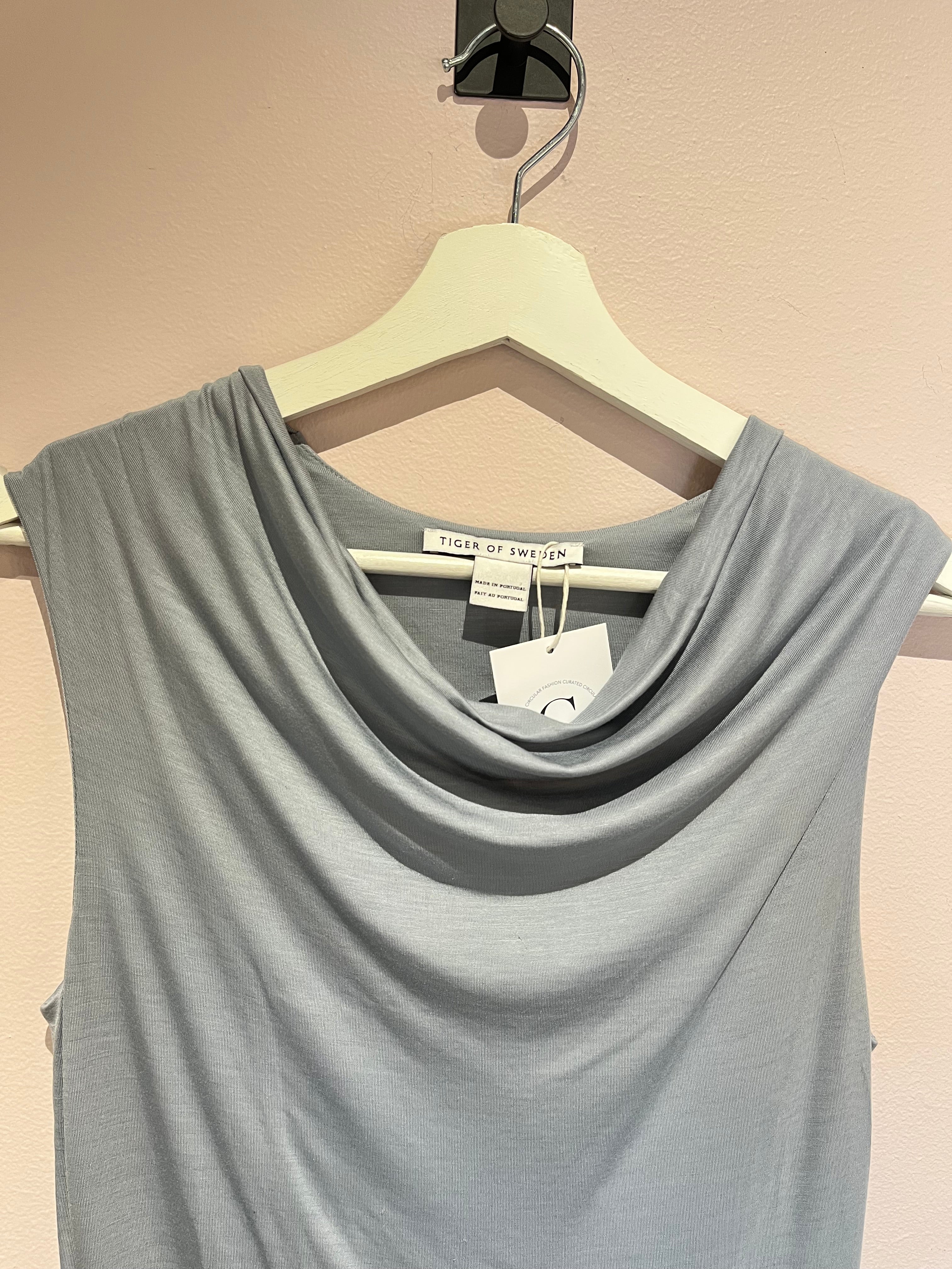 Tiger of Sweden Clothing Tops S