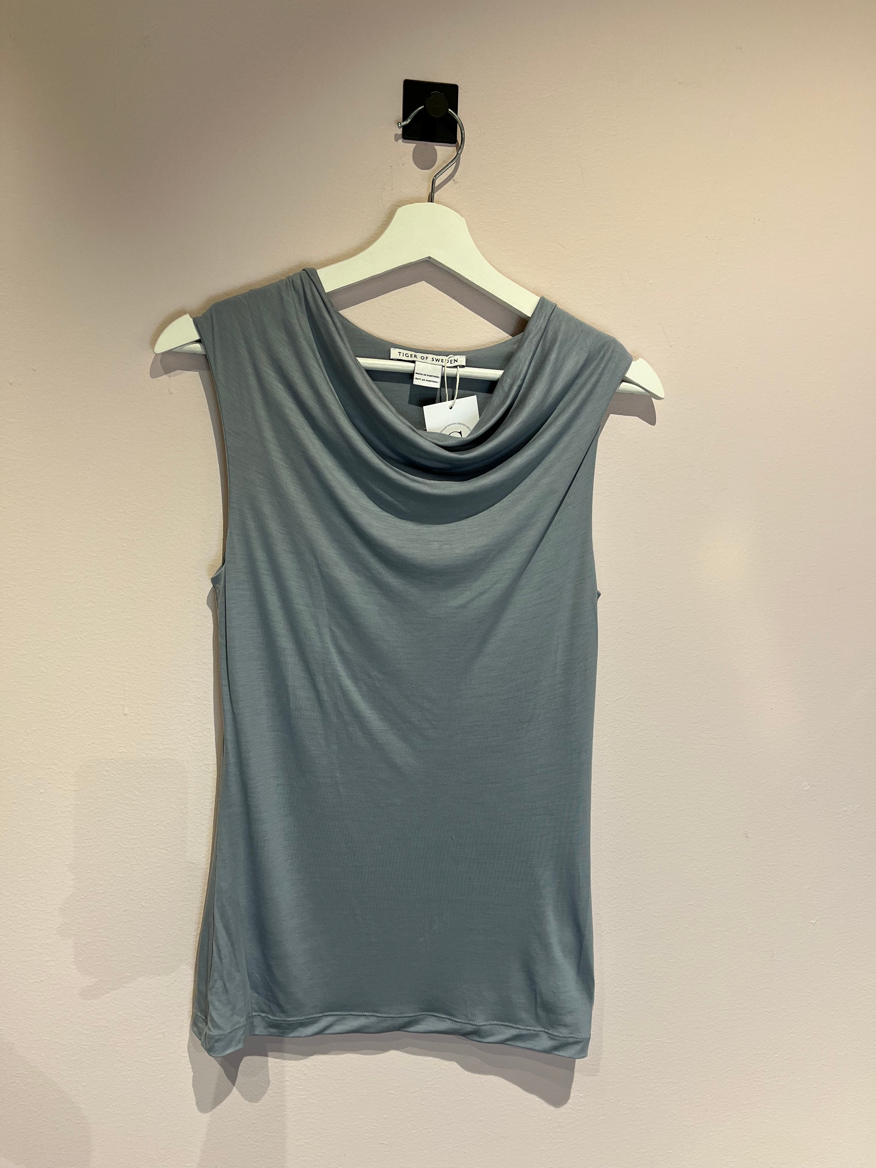 Tiger of Sweden Clothing Tops S