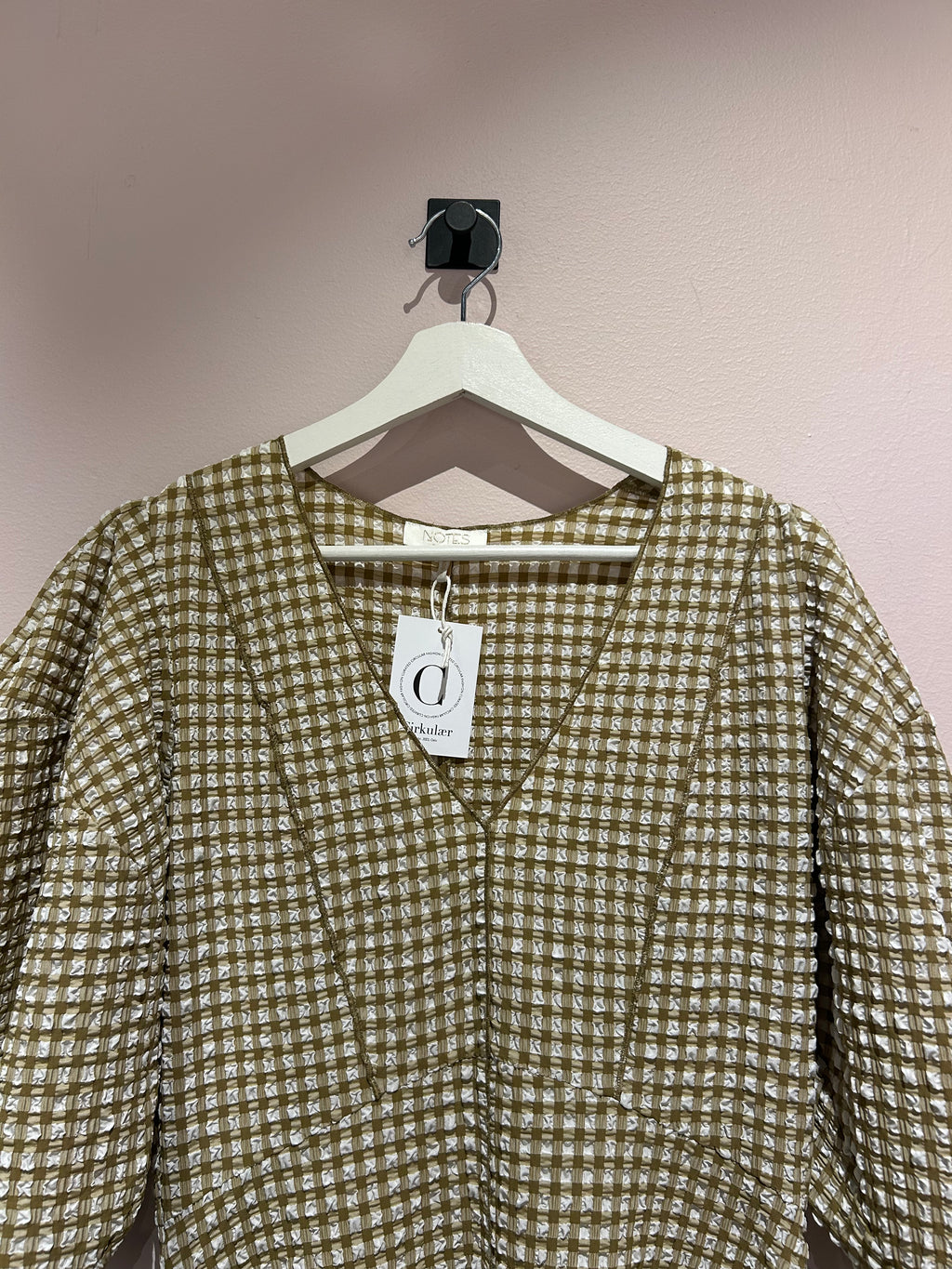 Notes du Nord Dresses 38