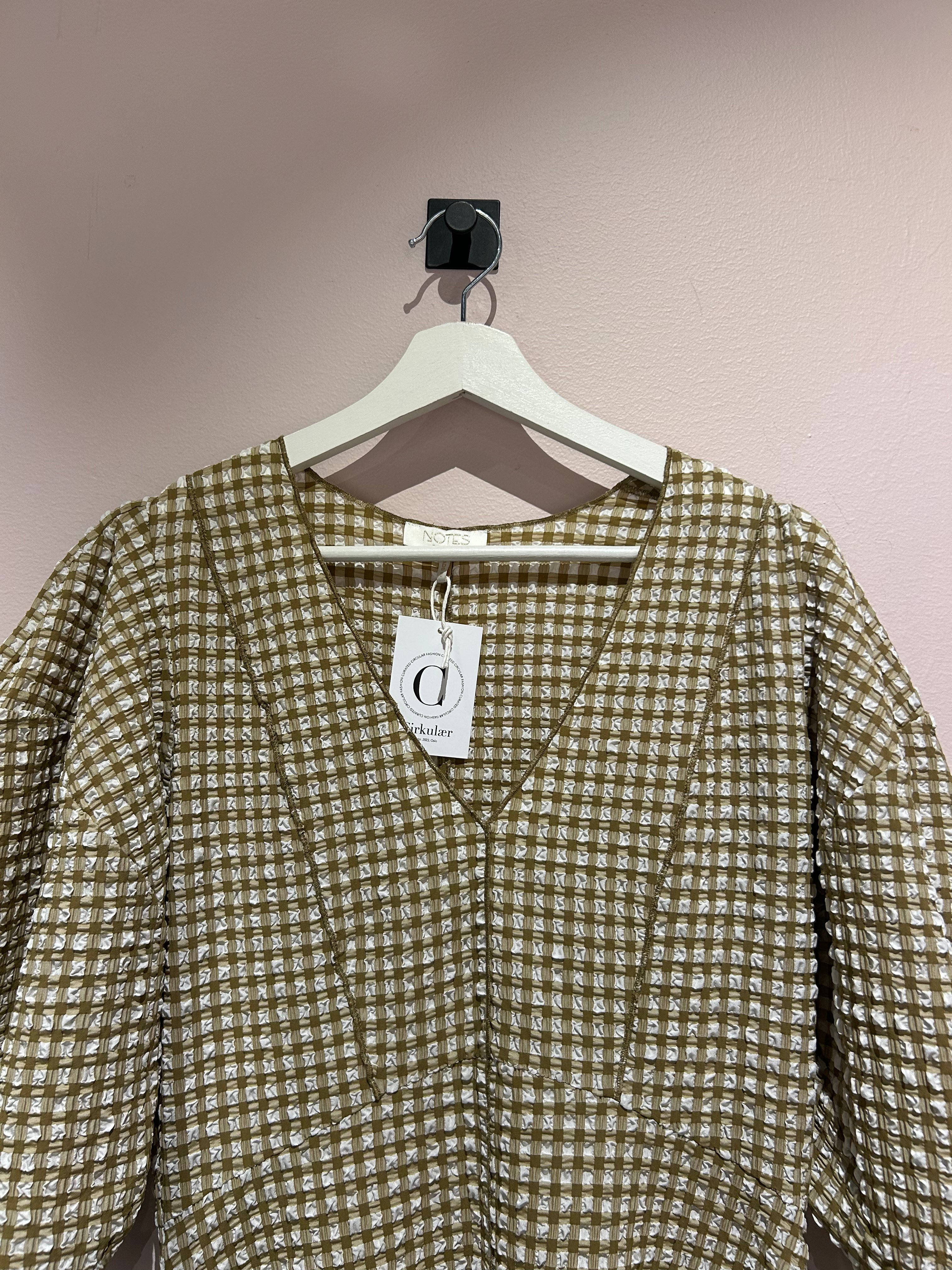 Notes du Nord Dresses 38