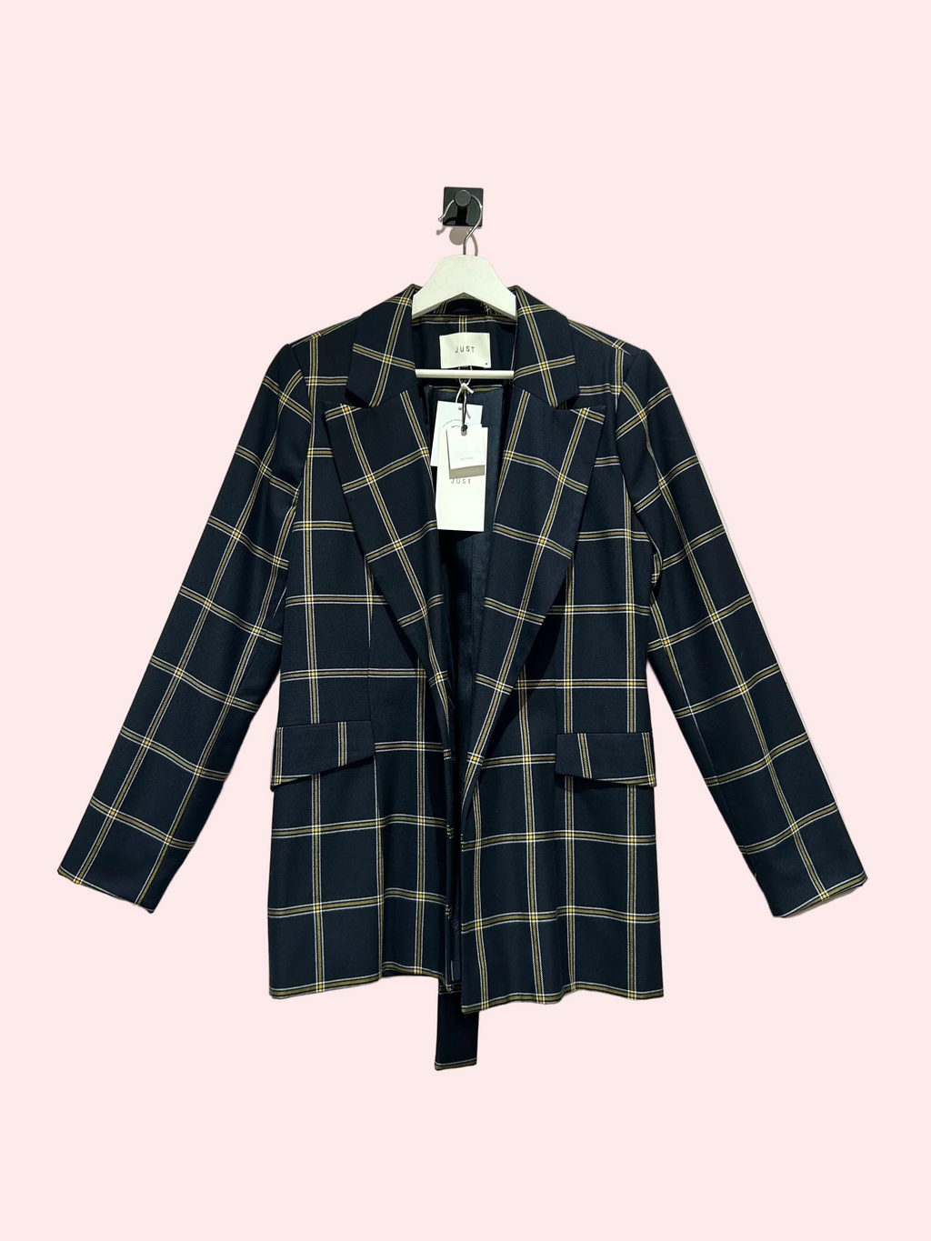 Just female Blazer M