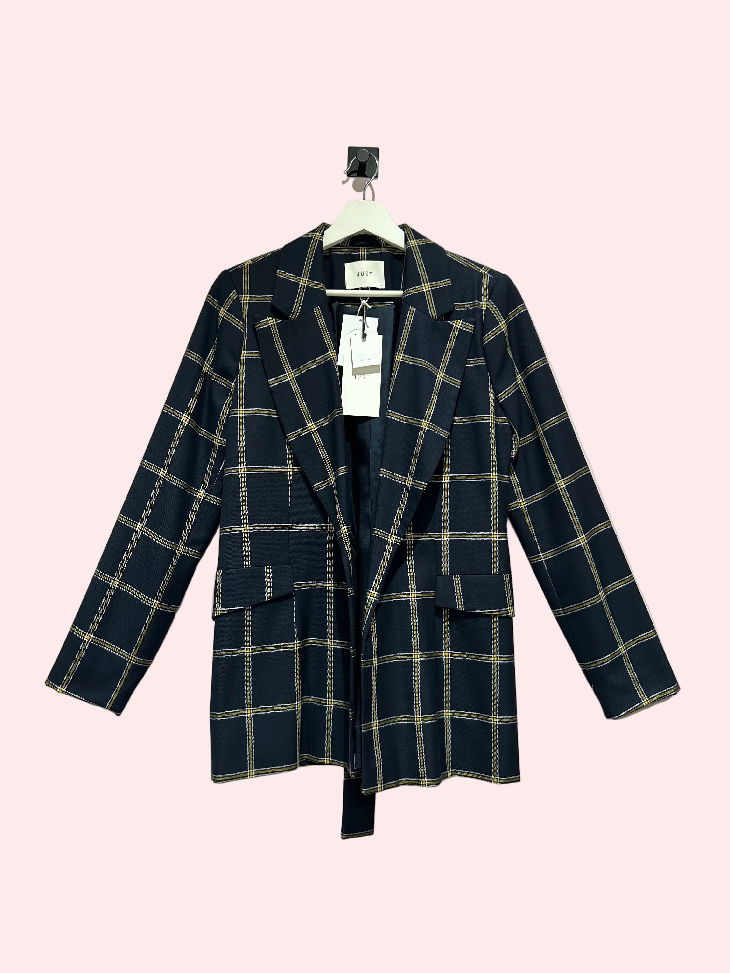 Just female Blazer M