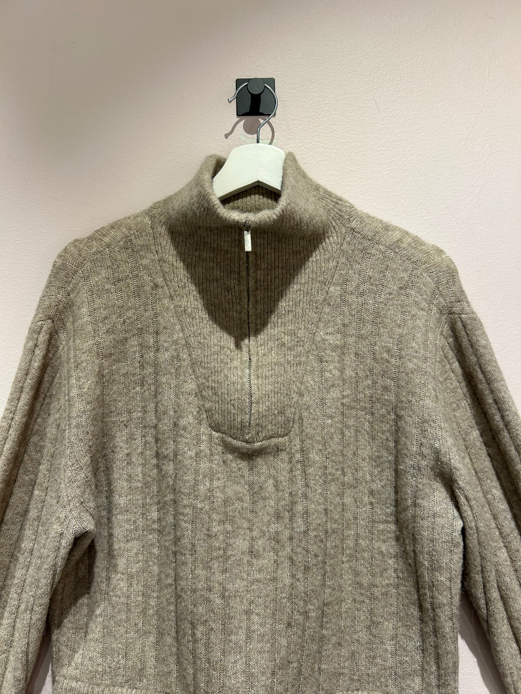 Gestuz Sweaters S