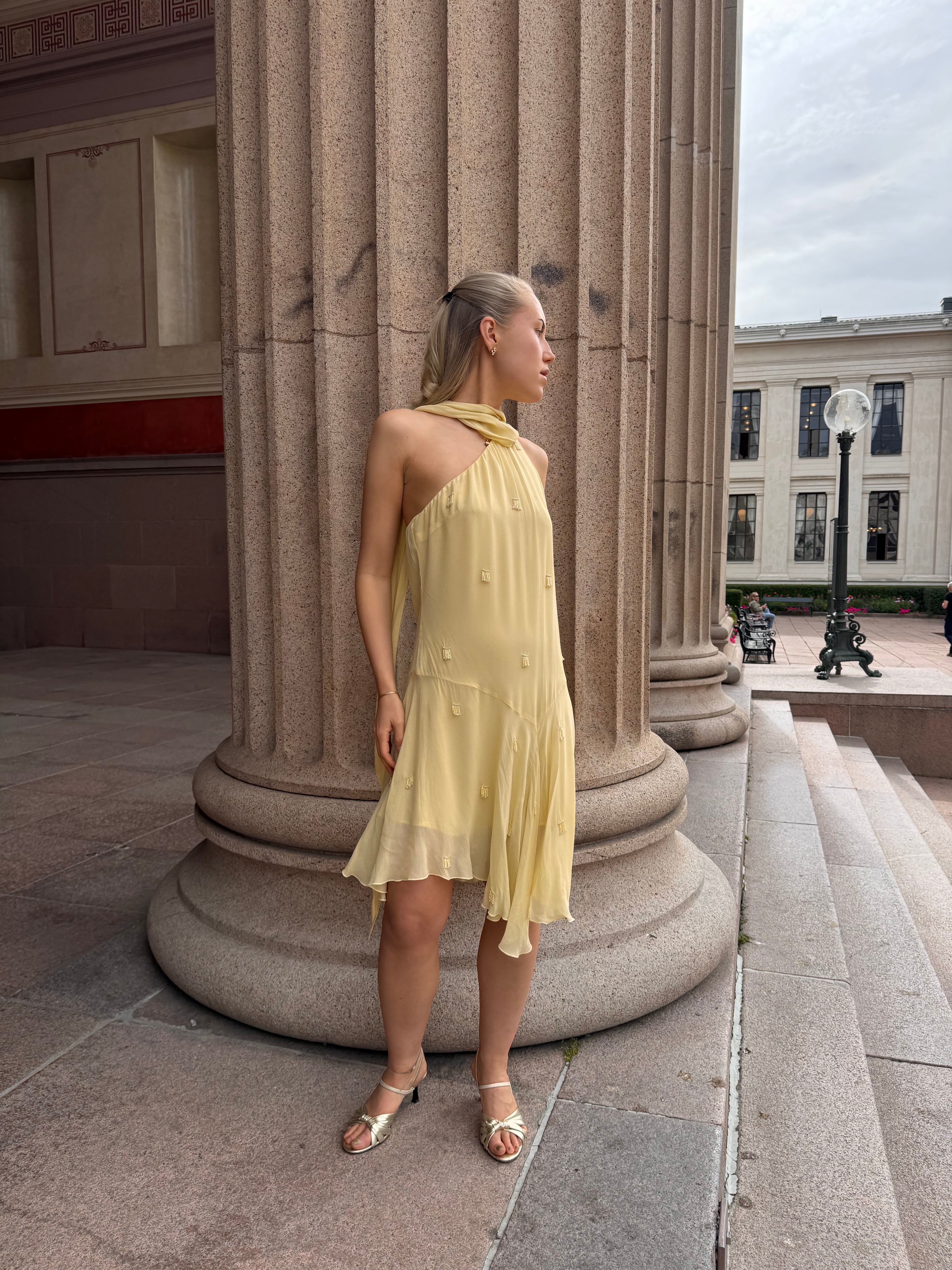 &Other Stories Dresses 38