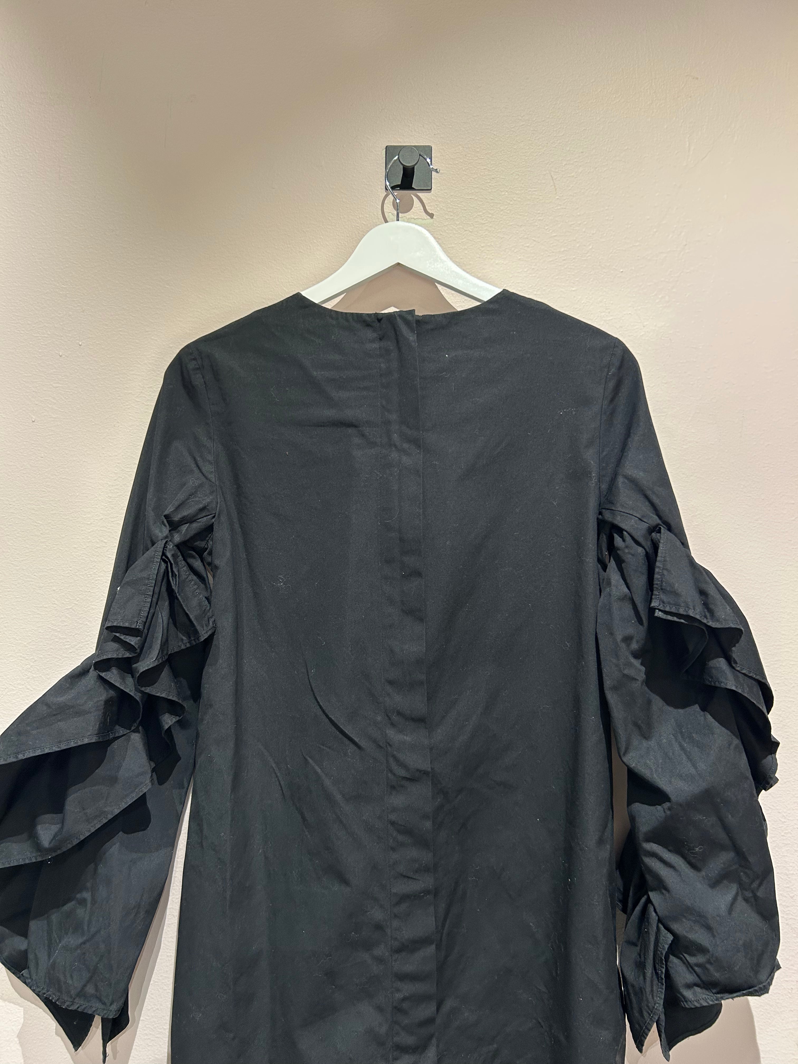 COS Dresses 34