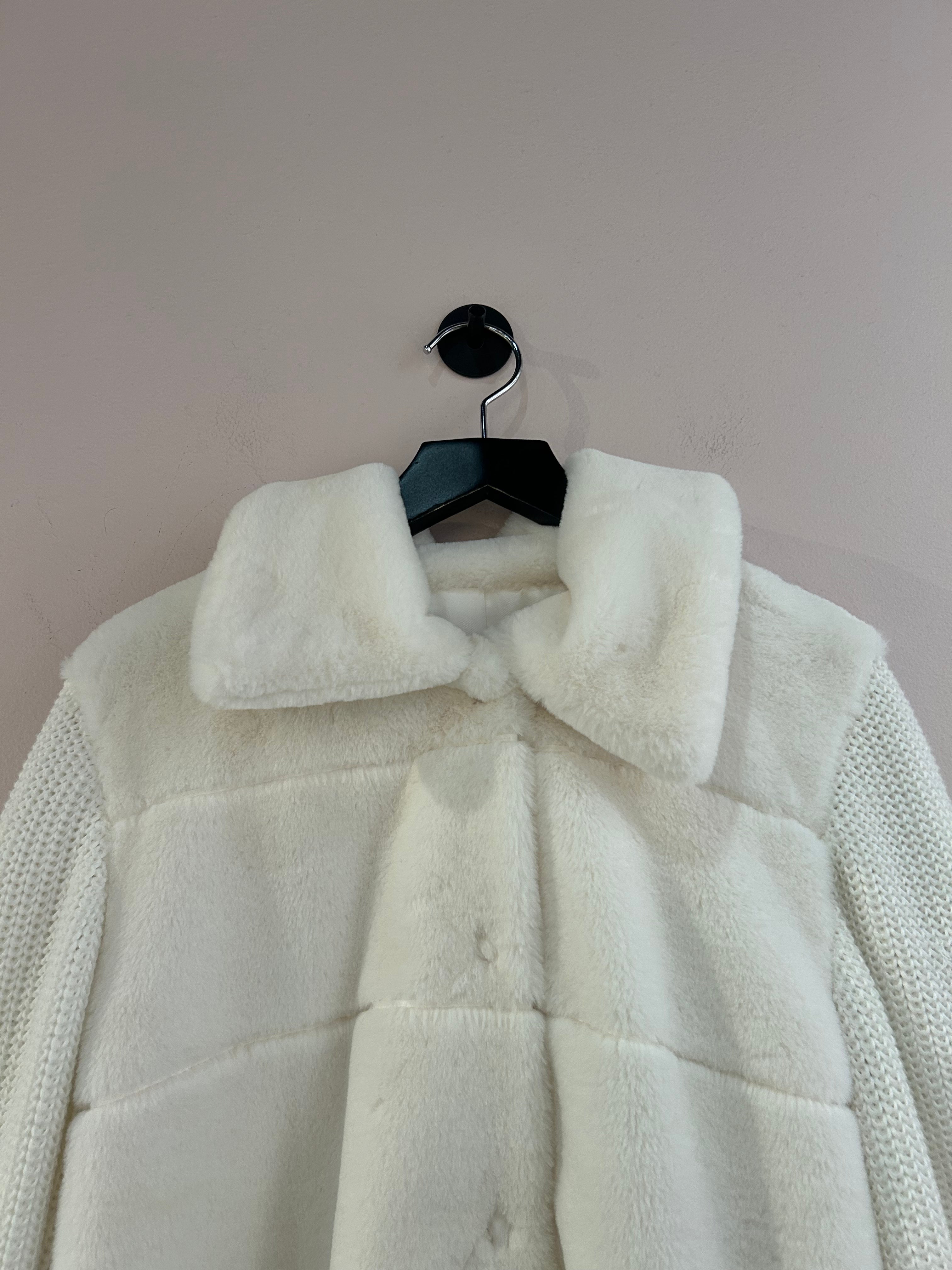ella&il Puffer Jackets M