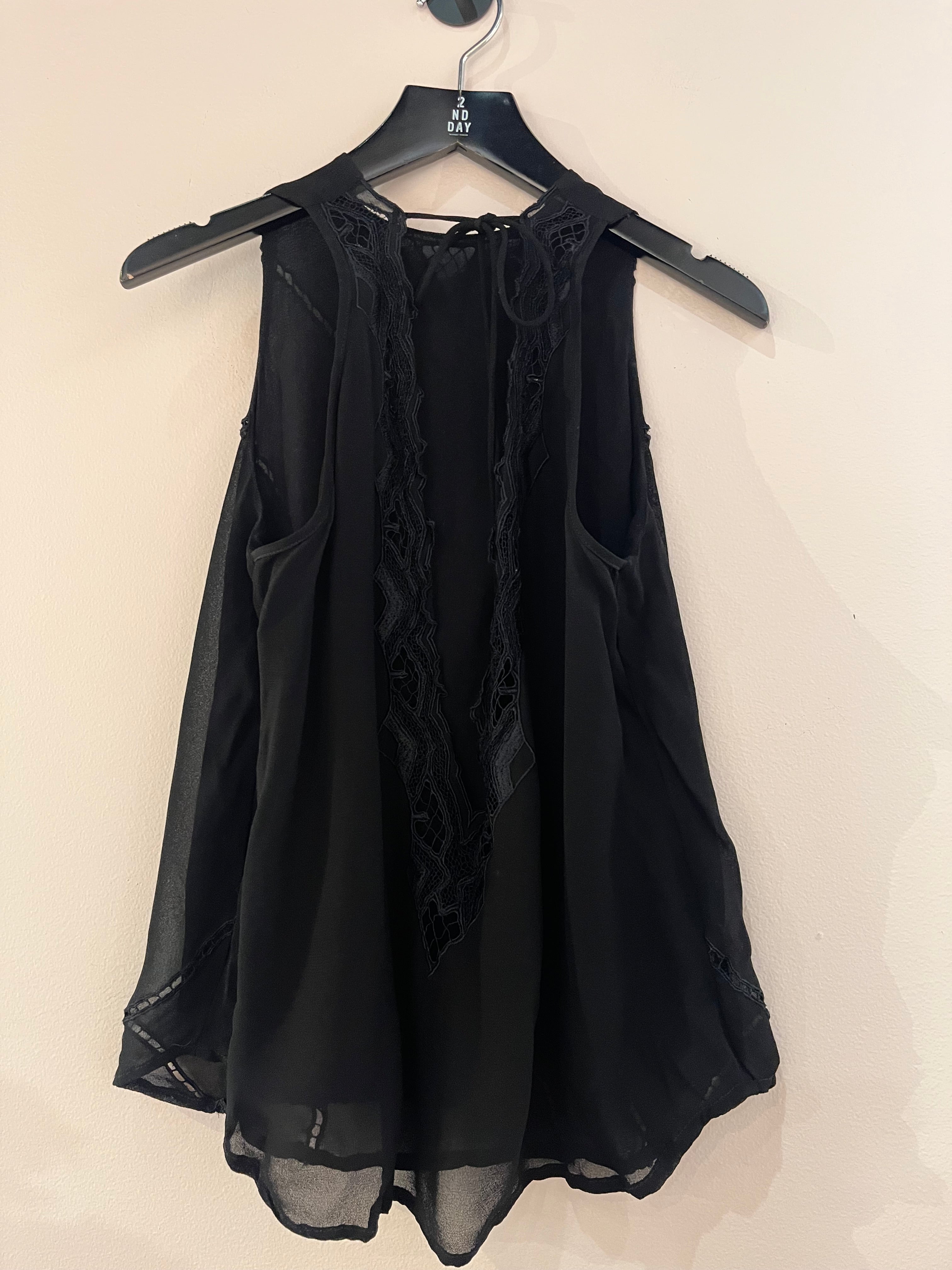 088263 - uma and leopold  - Clothing Tops - Black - S - Image 1