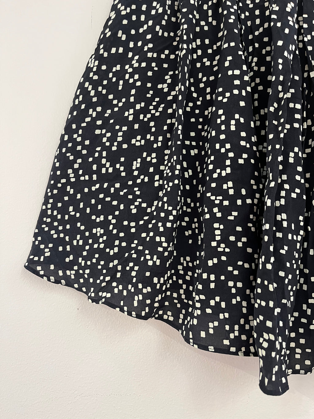 092789 - Isabel Marant Etoile - Skirts - Black - 36 - Image 3 circular-filename:01_07_2026_d8cb298b-8d2b-40f6-aa4c-1ec52321e10f_captured_image