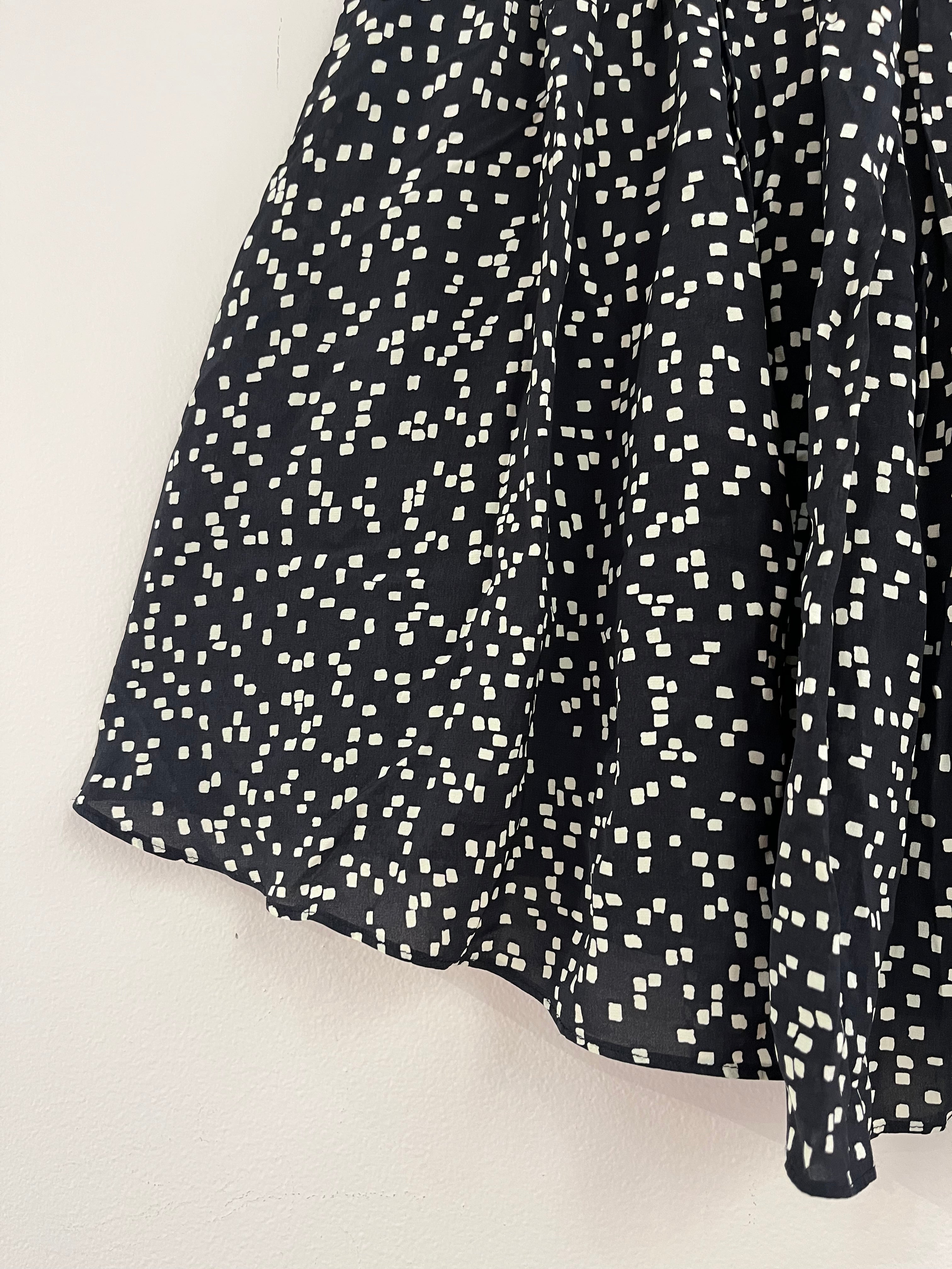 092789 - Isabel Marant Etoile - Skirts - Black - 36 - Image 3 circular-filename:01_07_2026_d8cb298b-8d2b-40f6-aa4c-1ec52321e10f_captured_image