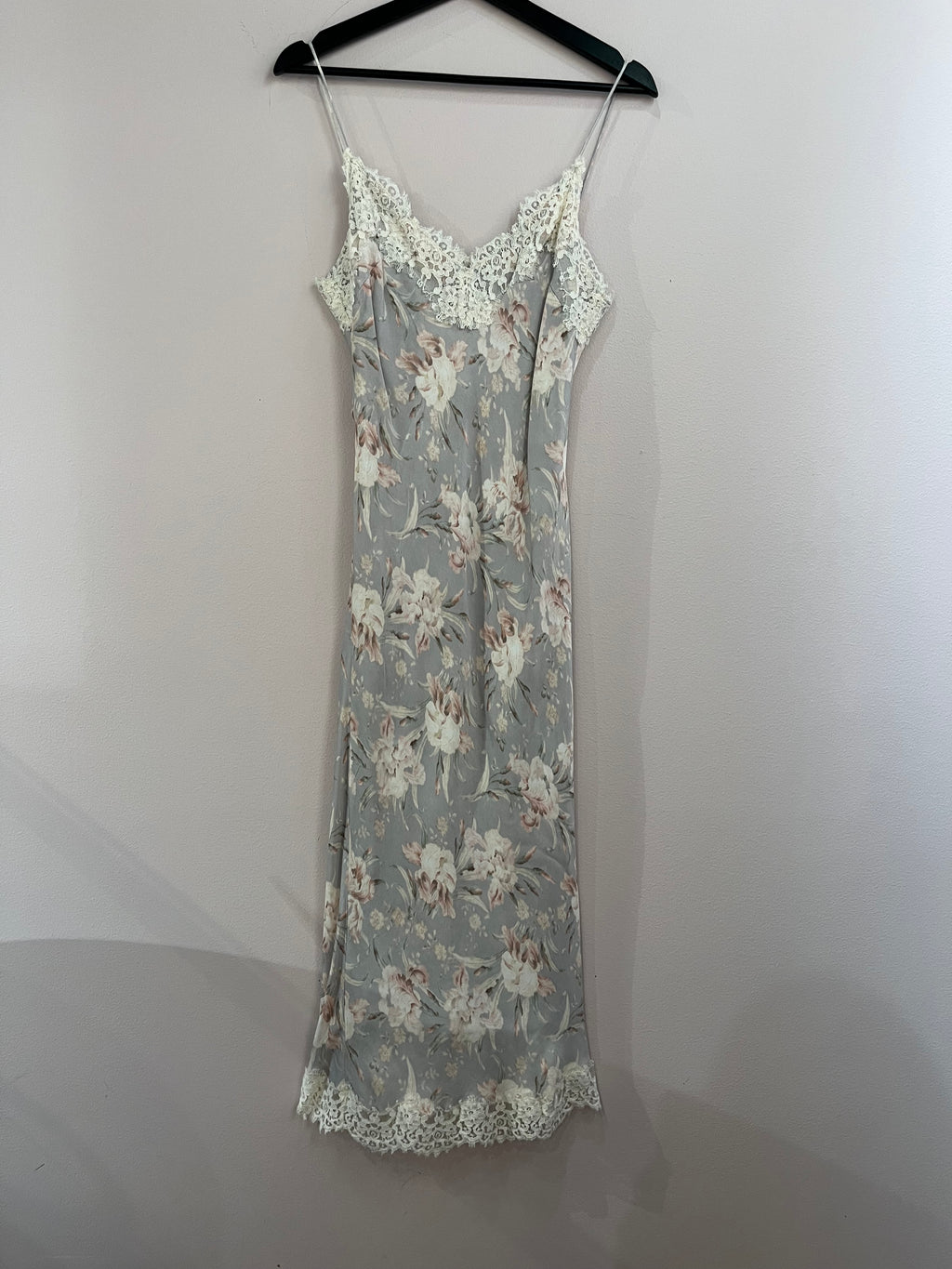 092798 - Zimmermann - Dresses - Gray - S - Image 4 circular-filename:01_07_2026_f245a60c-3d6d-42e3-8fb6-5f35cc93687f_captured_image