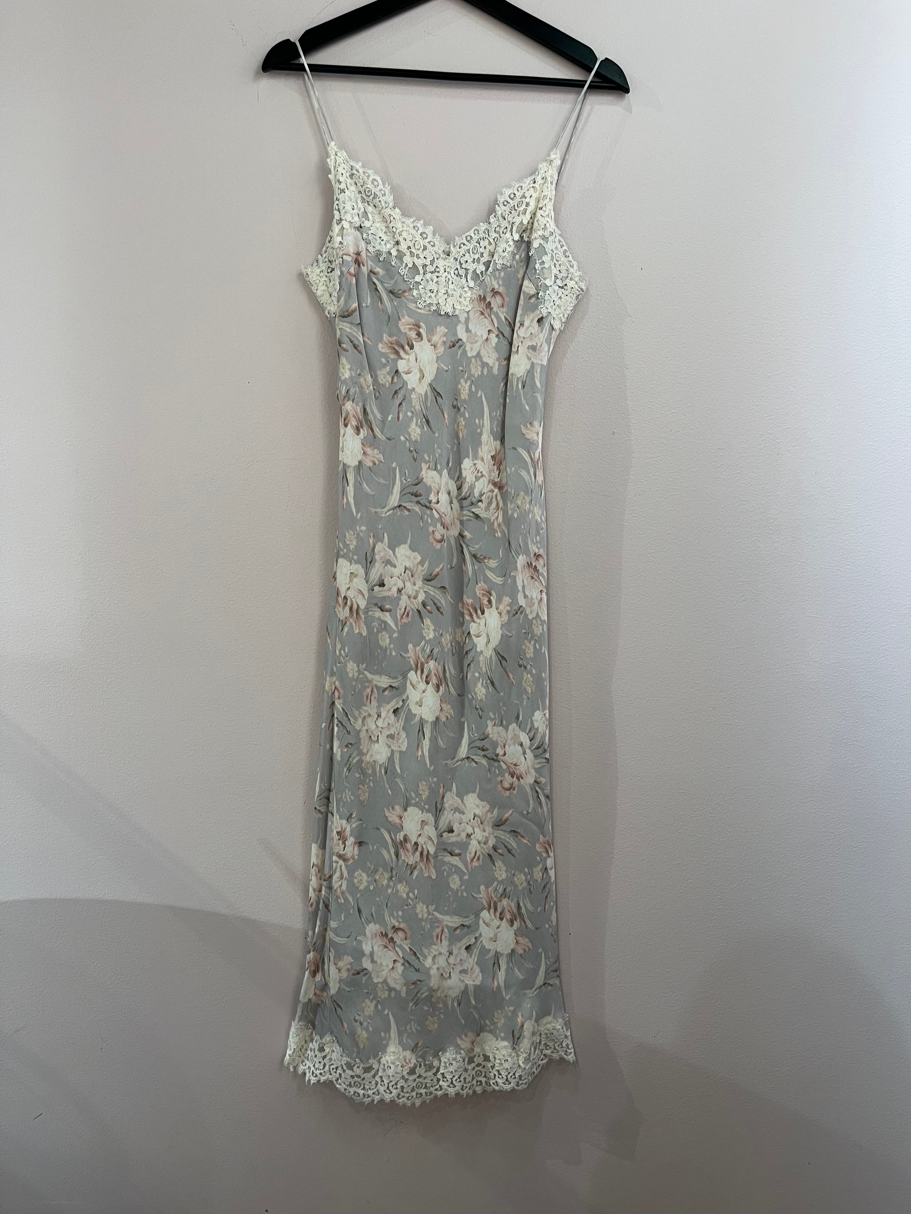 092798 - Zimmermann - Dresses - Gray - S - Image 4 circular-filename:01_07_2026_f245a60c-3d6d-42e3-8fb6-5f35cc93687f_captured_image