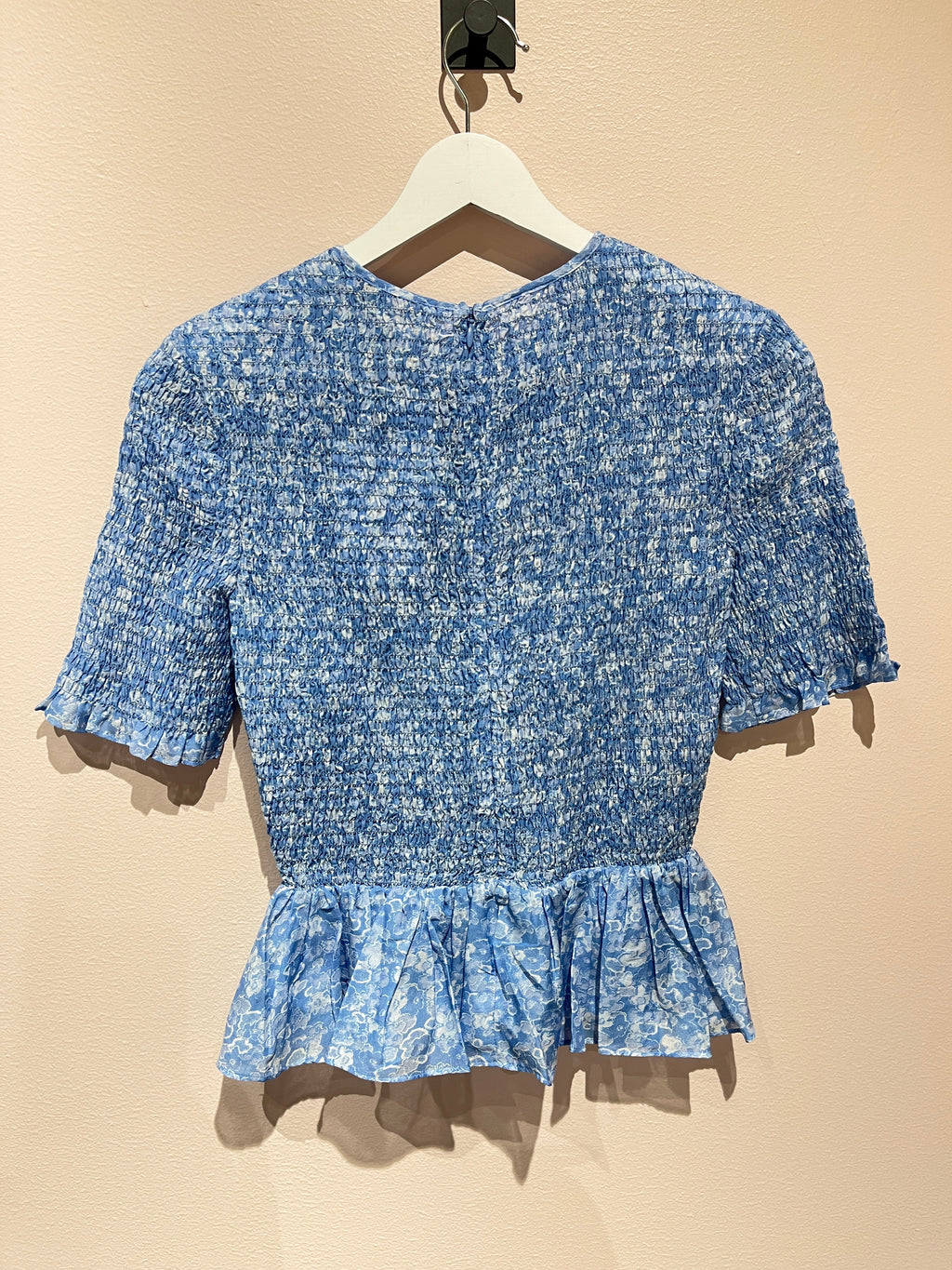 092528 - Ganni - Clothing Tops - Blue - 34 - Image 3 circular-filename:01_07_2026_f7e18c18-2f1b-43c5-bc78-476b57367344_captured_image circular-filename:01_07_2026_f7e18c18-2f1b-43c5-bc78-476b57367344_captured_image