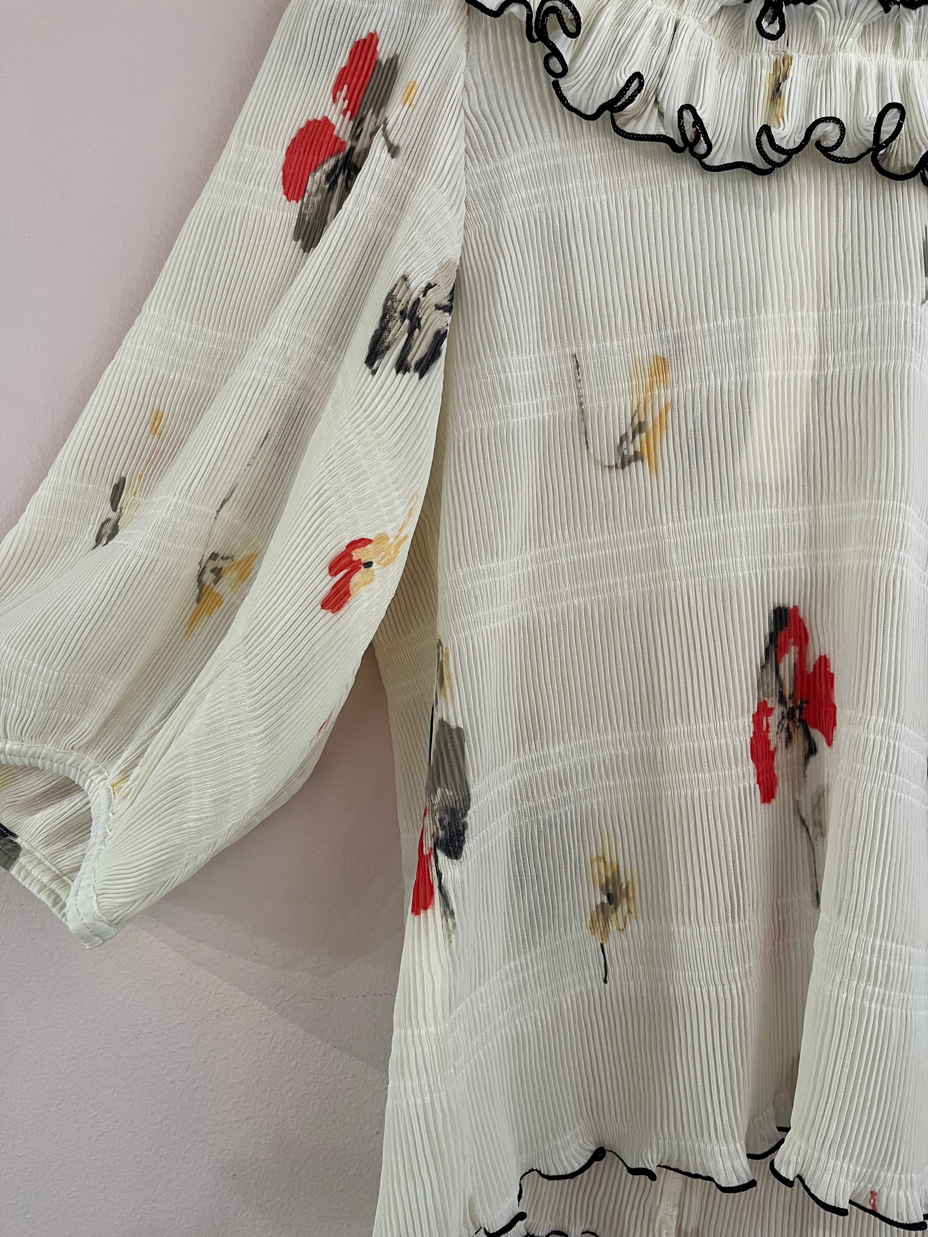 101610 - Ganni - Blouses - White - 38 - Image 3 circular-filename:02_09_2026_34df706b-25a2-461a-bd45-33f6860b9472_captured_image