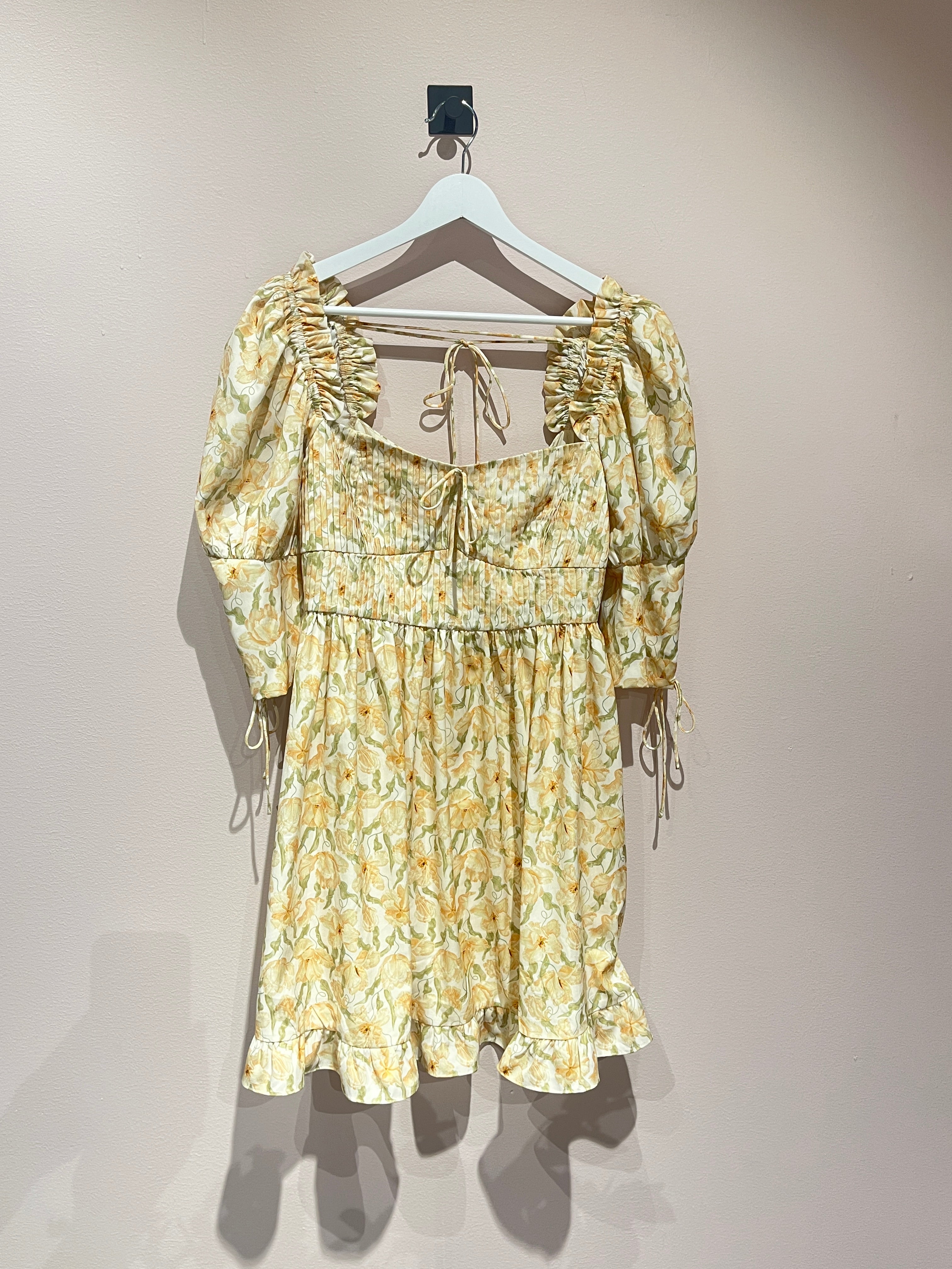 093260 - Martine Lunde x Kouture - Dresses - Yellow - S - Image 1 circular-filename:03_07_2026_41420c97-943e-415d-9ba1-7818720bd077_captured_image circular-filename:03_07_2026_41420c97-943e-415d-9ba1-7818720bd077_captured_image