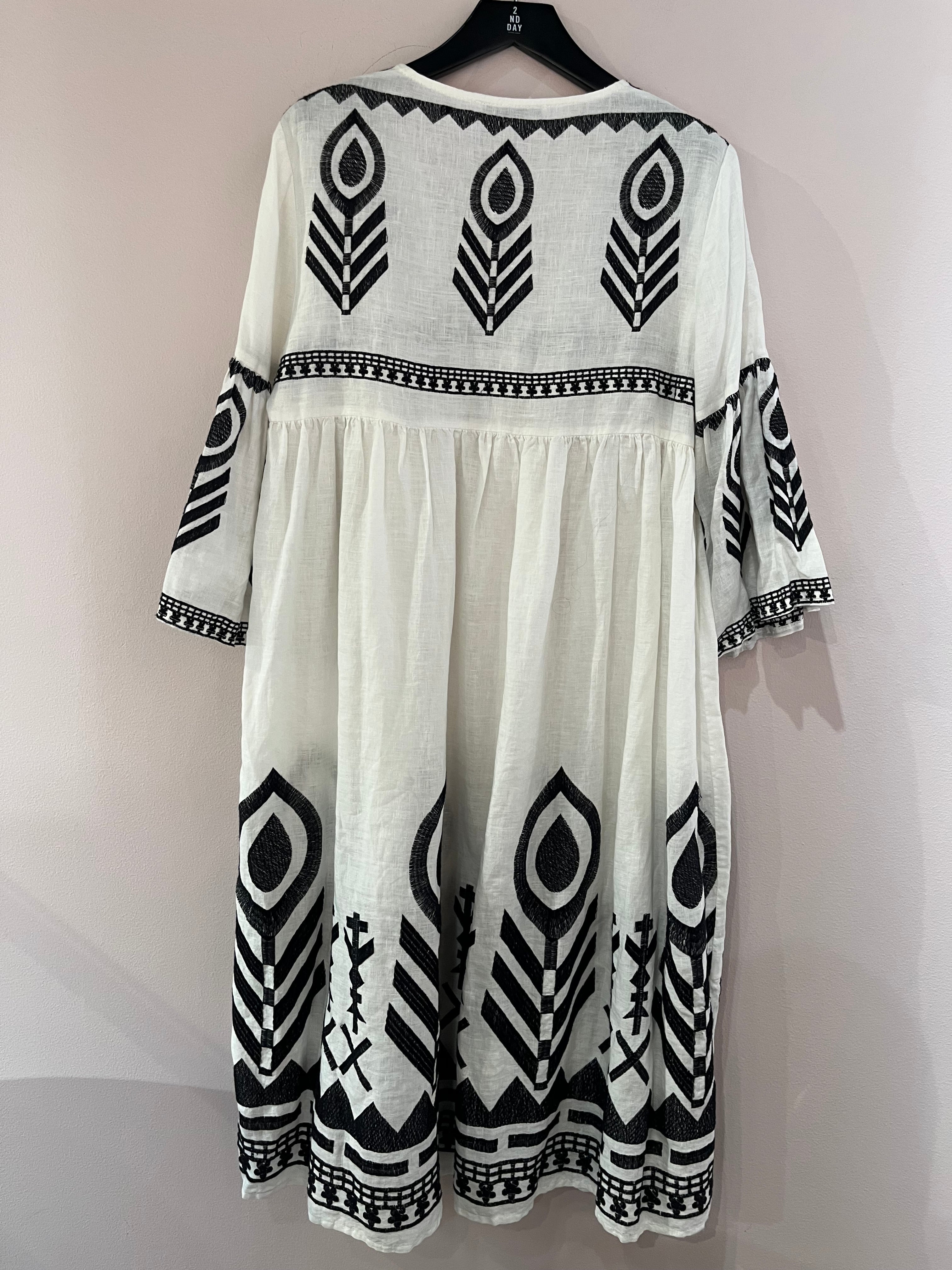 088804 - greek archaic kori - Dresses - White - XS - Image 4