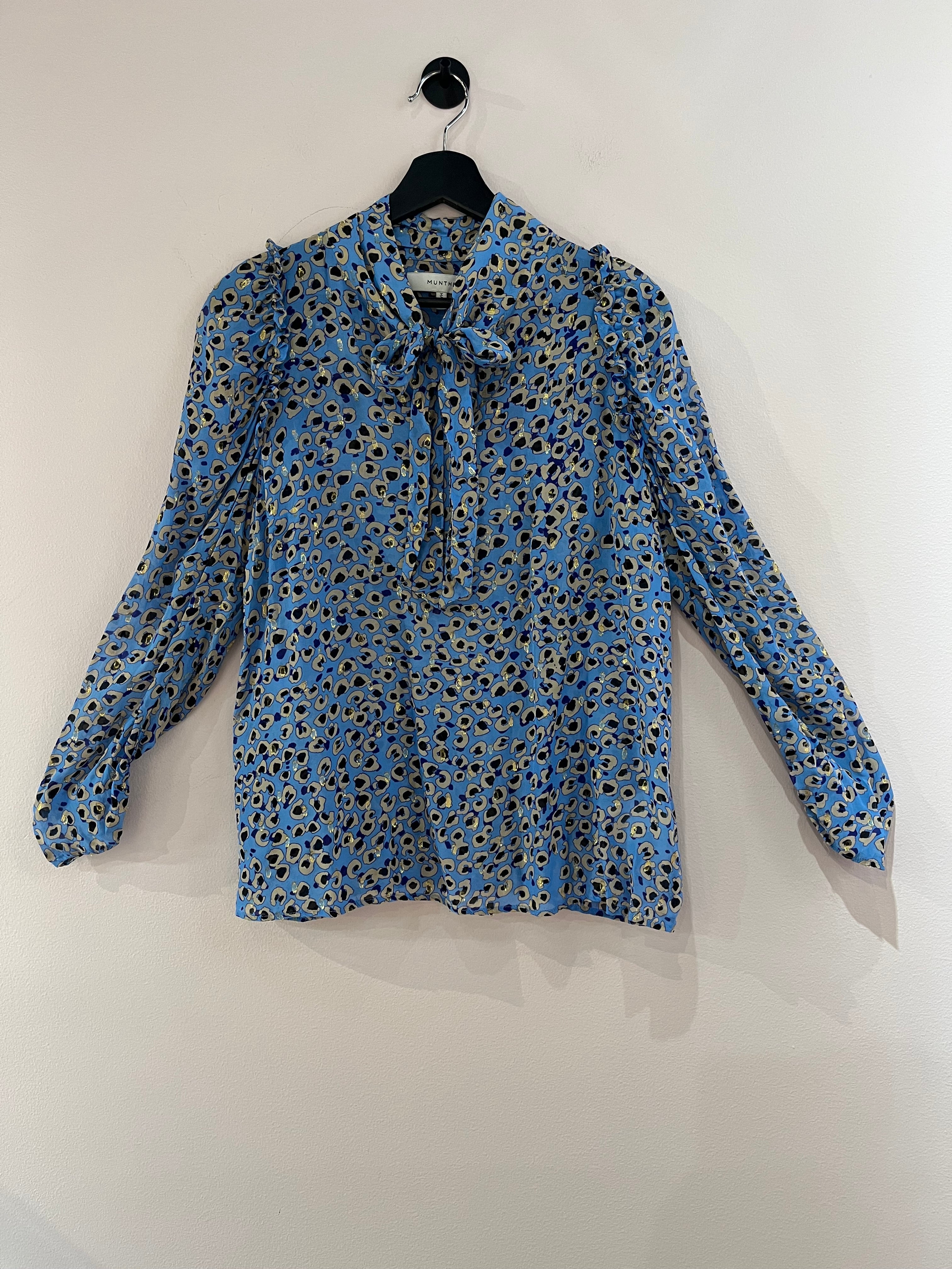 097153 - Munthe - Blouses - Blue - 36 - Image 2 circular-filename:04_08_2026_59909634-611c-4e0c-b5ab-336b4678b974_captured_image