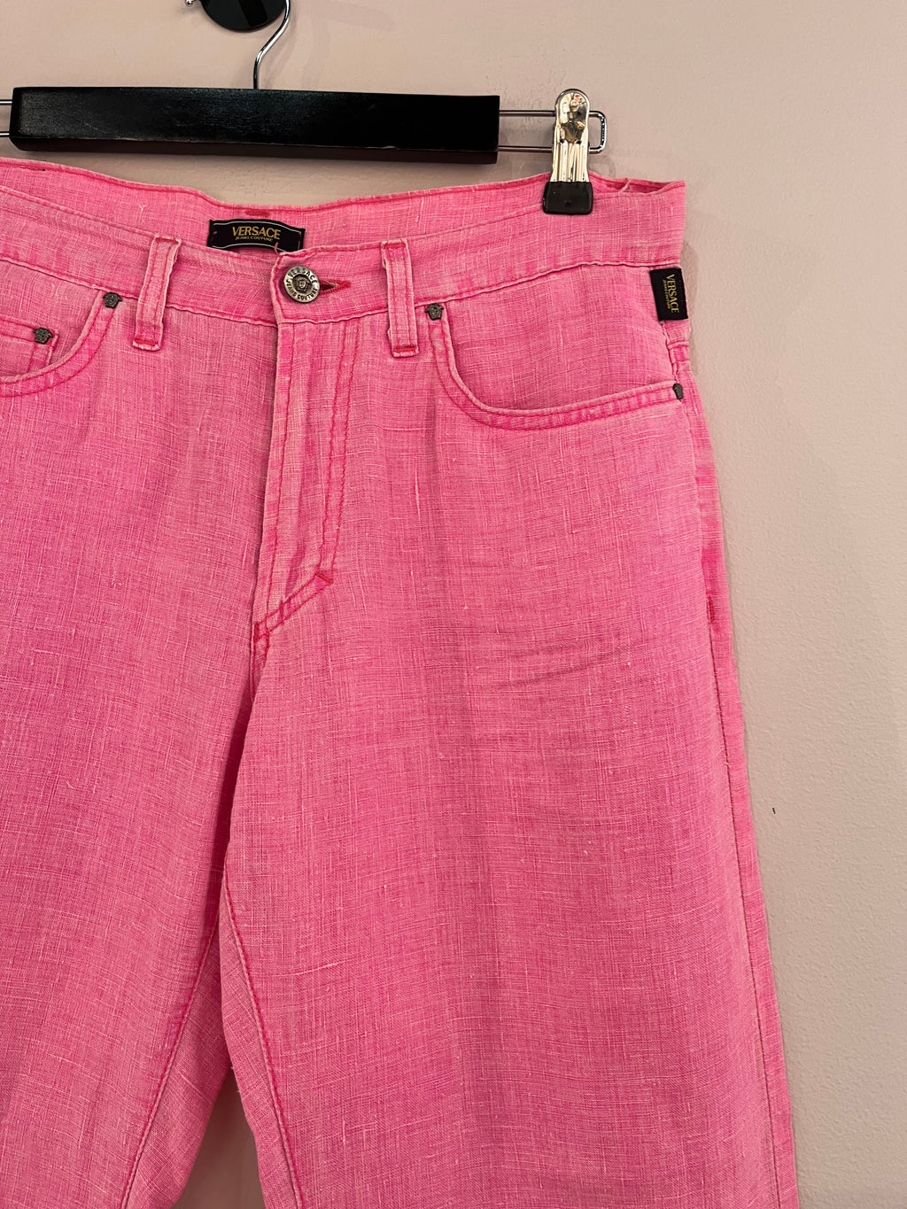 093631 - Versace Jeans  - Pants - Pink - M - Image 2 circular-filename:07_07_2026_a0936aed-ba4f-423b-baa2-871ade0718ac_captured_image