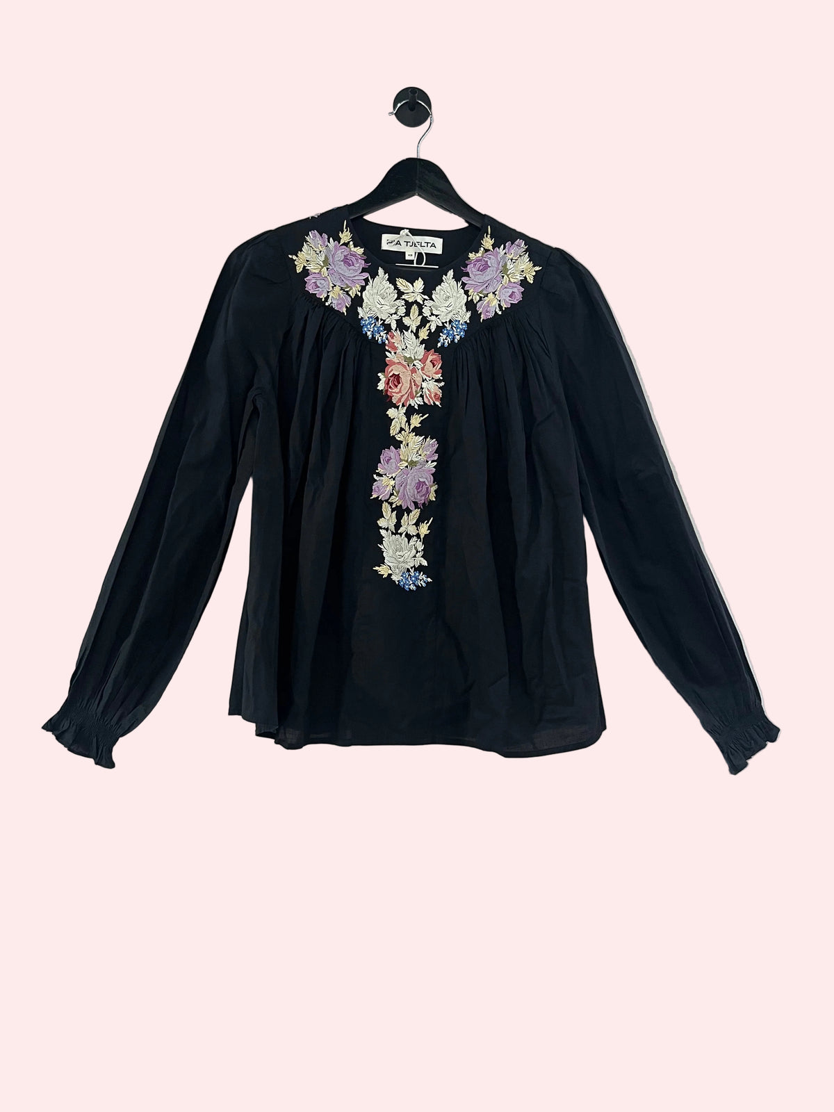 106276 - Pia Tjelta - Blouses - Black - XS - Image 1 circular-filename:07_10_2026_fa071fa6-01aa-4e51-a110-0c5446ddf52b_captured_image