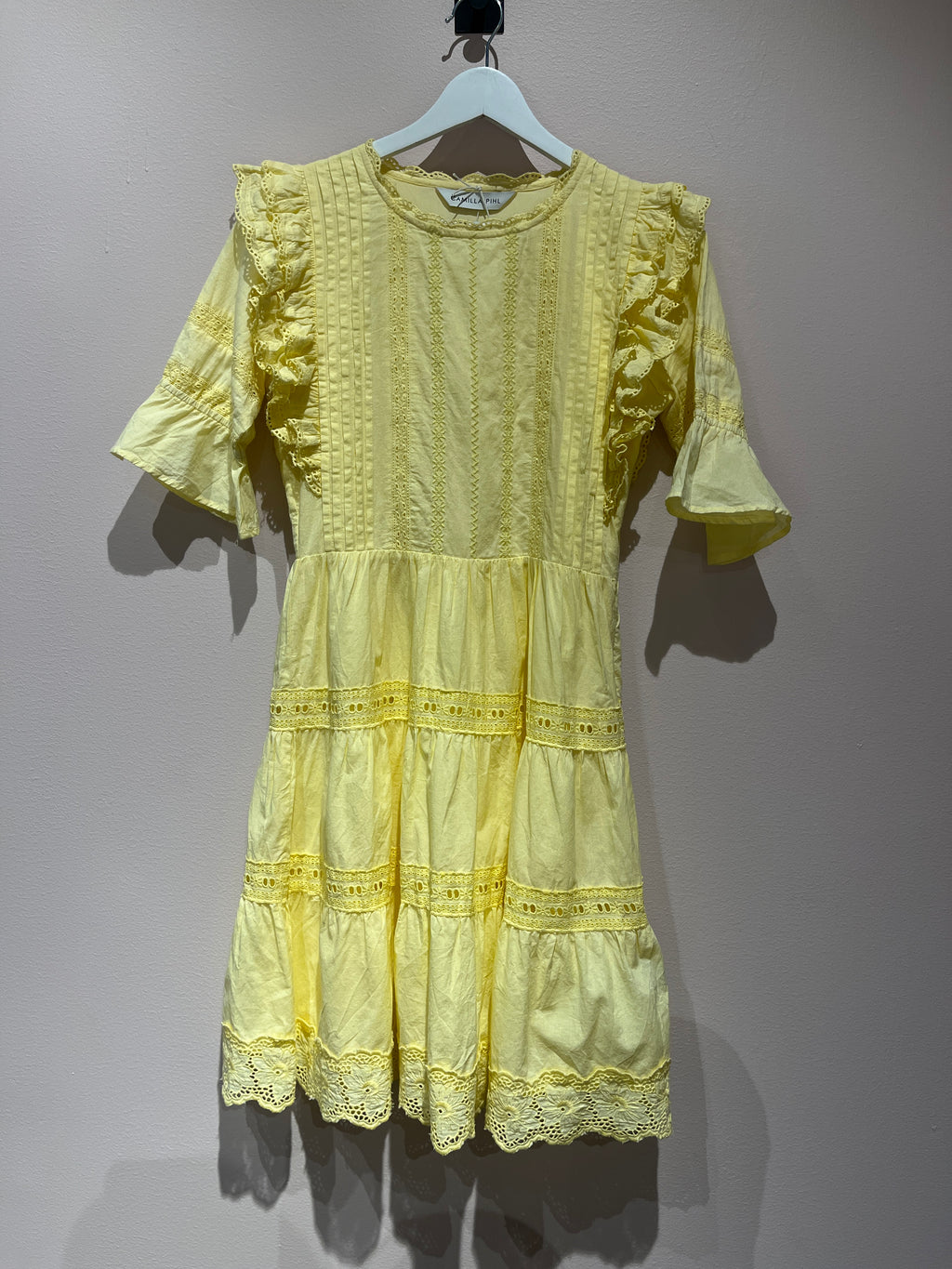 093729 - CAMILLA PIHL - Dresses - Yellow - XS - Image 3 circular-filename:08_07_2026_25d43710-2805-4200-88b6-14038e4b6634_captured_image circular-filename:08_07_2026_25d43710-2805-4200-88b6-14038e4b6634_captured_image