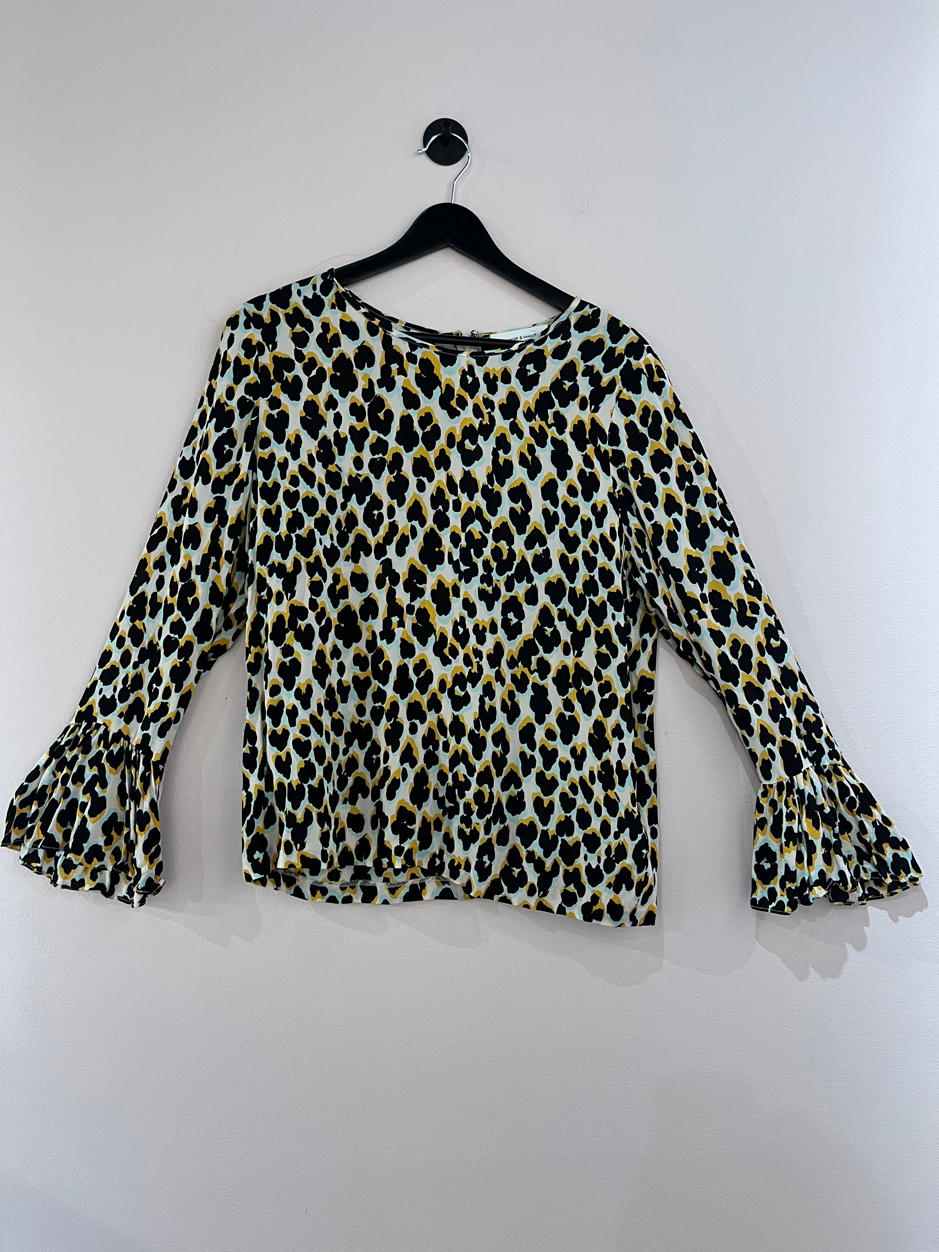 093867 - Samsøe Samsøe - Blouses - Multi/patterned - M - Image 1 circular-filename:08_07_2026_f53c8370-9c33-4558-b9e6-ecb871c7436a_captured_image