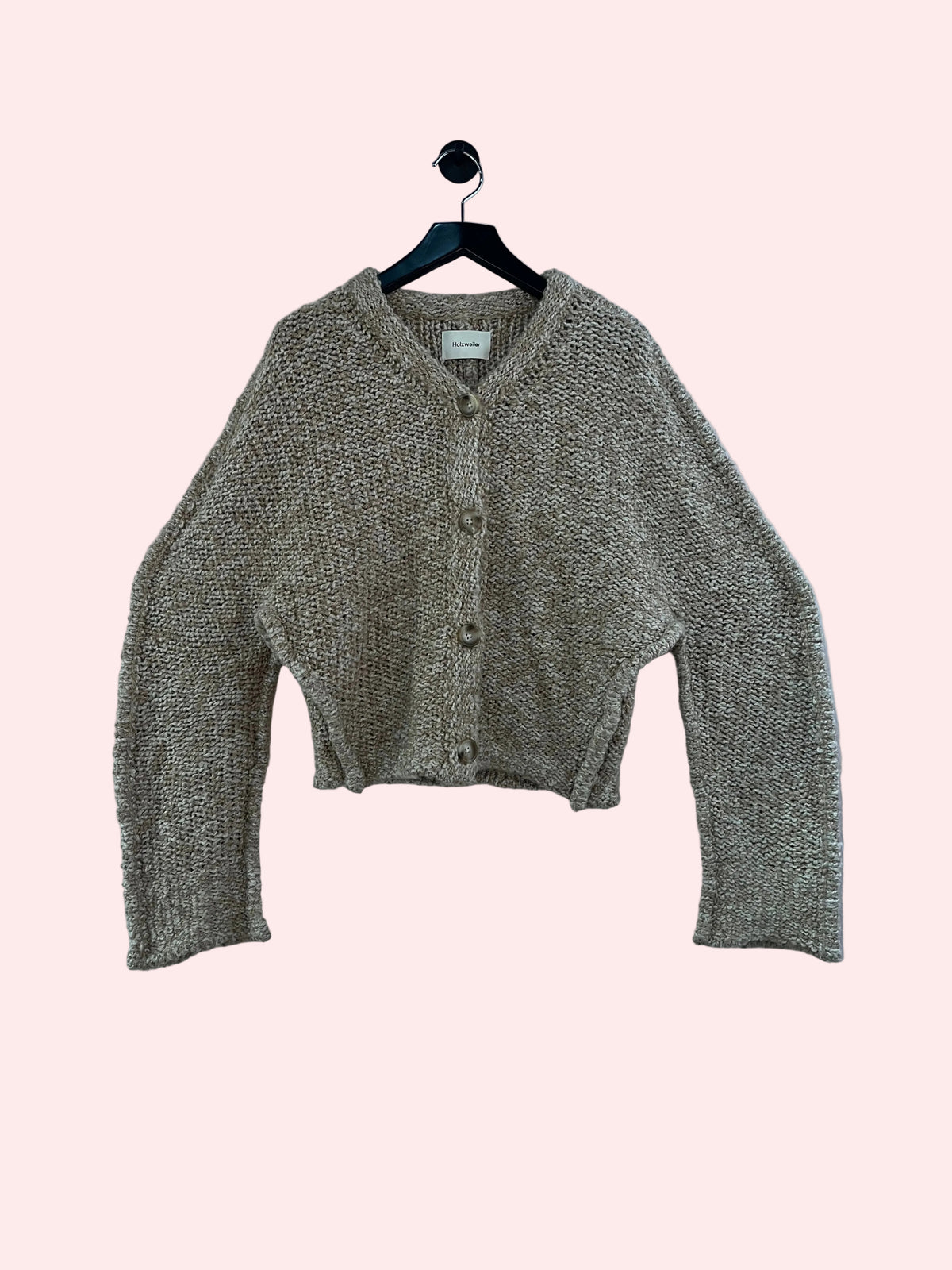 102239 - Holzweiler - Cardigans - Beige - M - Image 1 circular-filename:08_09_2026_aaf66a0b-94d3-432b-bb25-bdb3a1418ca3_captured_image