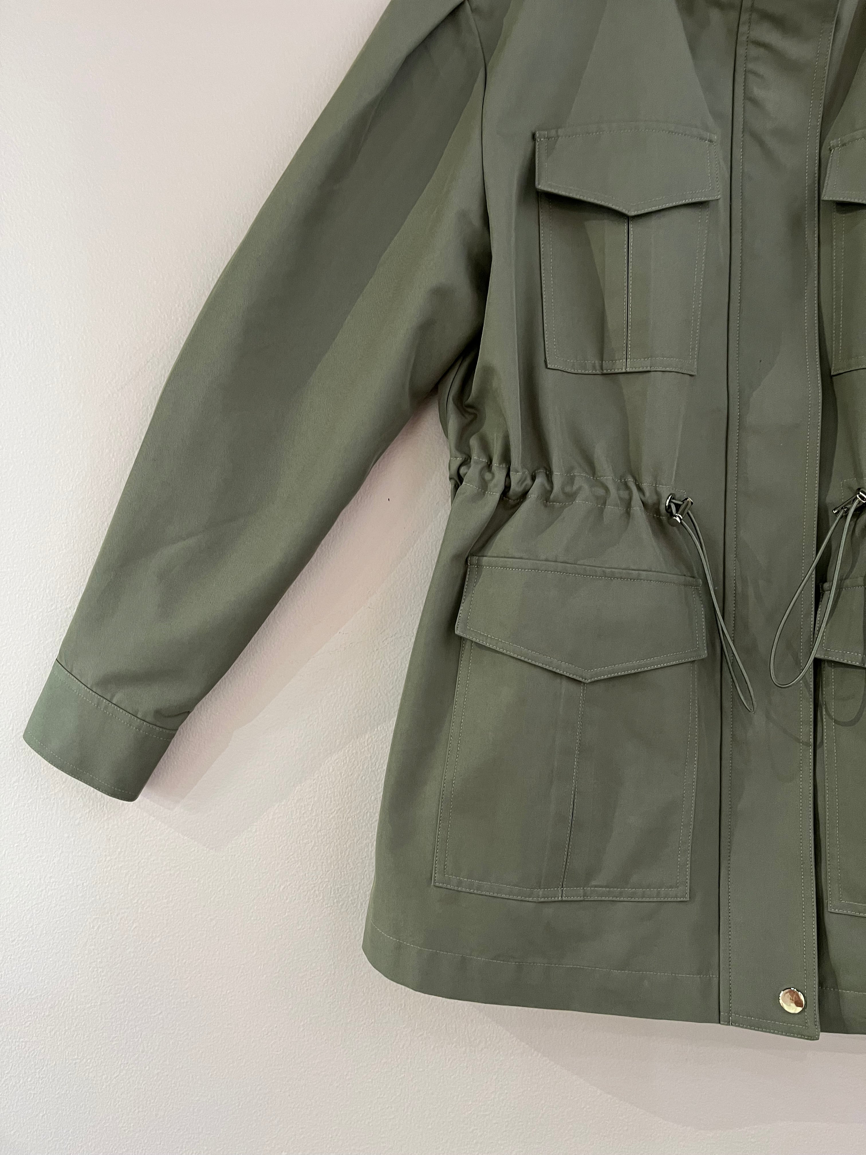 094134 - CAMILLA PIHL - Coats & Jackets - Green - 36 - Image 1 circular-filename:10_07_2026_119e186d-961f-4d50-9faa-41839c4b35b9_captured_image