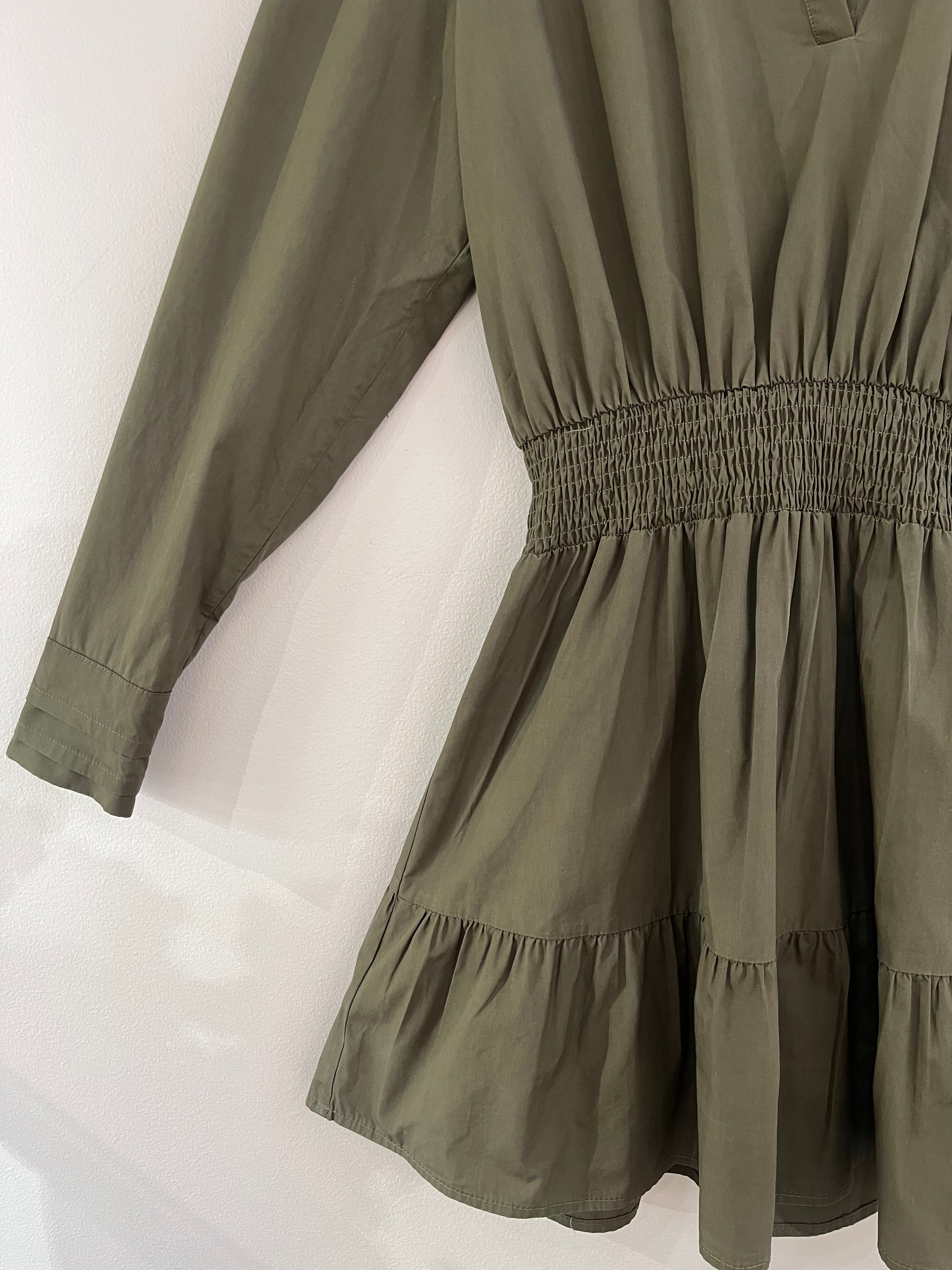 094391 - Neo Noir - Dresses - Green - 40 - Image 1 circular-filename:14_07_2026_2ea6147b-314c-4b2d-8081-7fd7f7627a33_captured_image