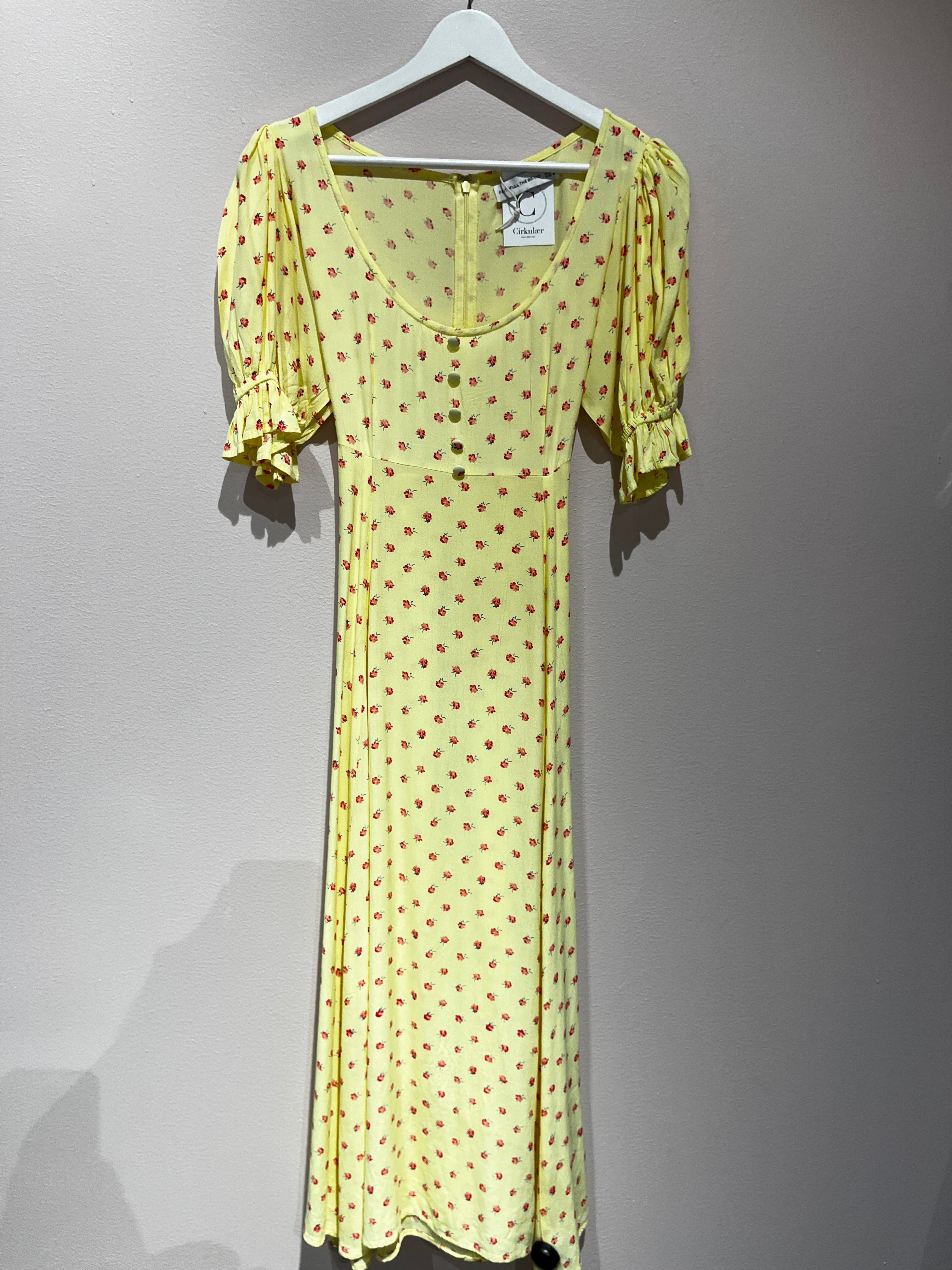 094357 - Faithfull the brand - Dresses - Yellow - M - Image 3 circular-filename:14_07_2026_98e3046c-fc99-4c28-822b-97c3ee0df143_captured_image circular-filename:14_07_2026_98e3046c-fc99-4c28-822b-97c3ee0df143_captured_image