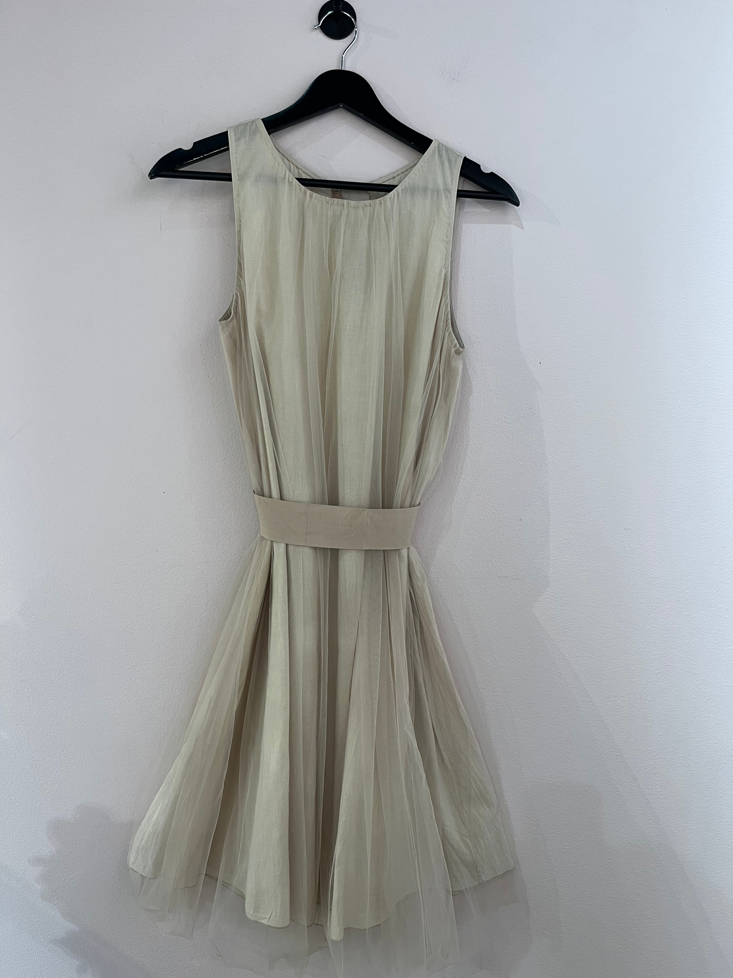 094400 - Cathrine Hammel - Dresses - Beige - S - Image 1 circular-filename:14_07_2026_abf5edbf-b700-47ba-b3b3-3ec6650c15c7_captured_image