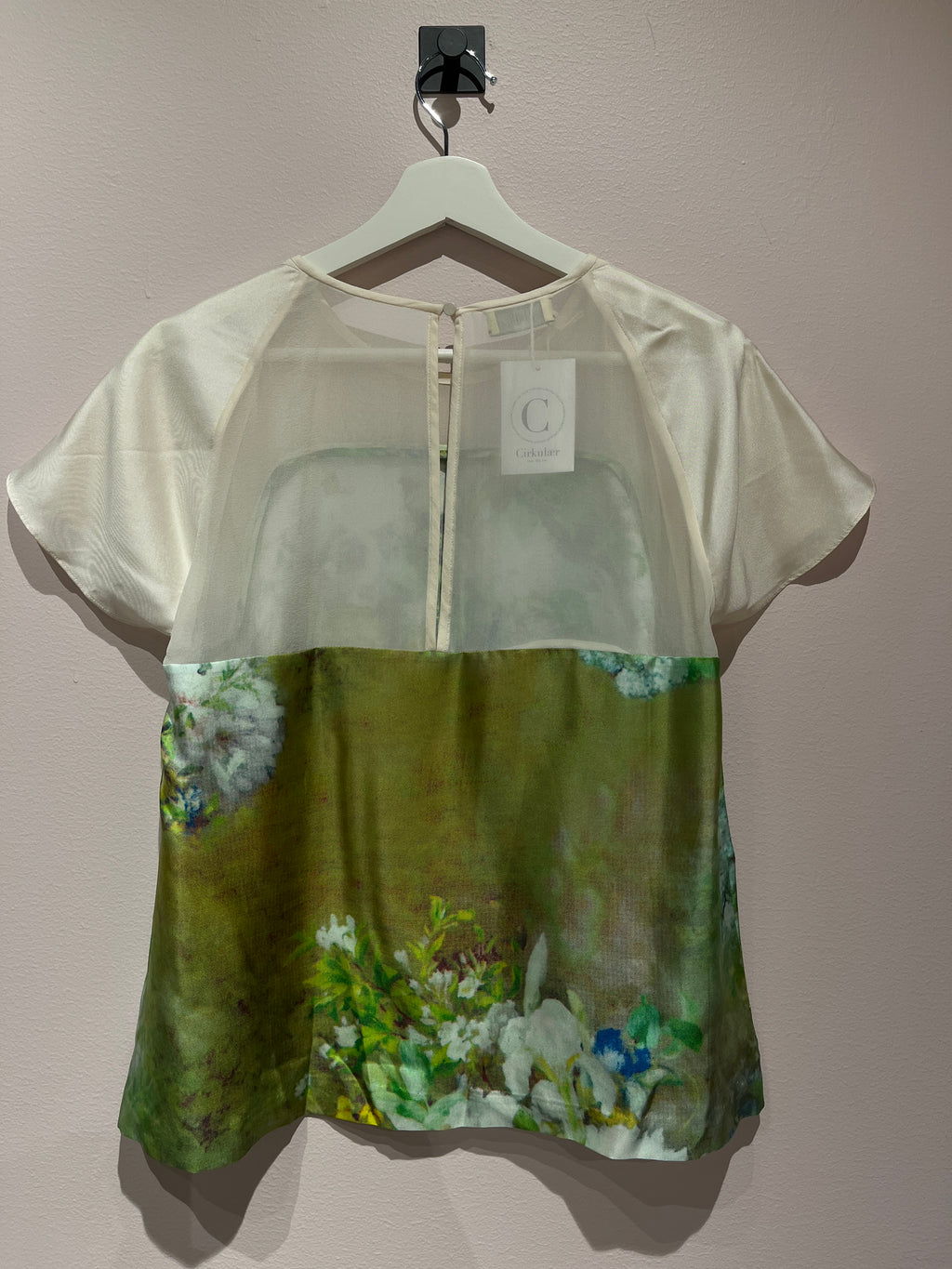 094088 - By Malene Birger - Blouses - Green - 38 - Image 3 circular-filename:14_07_2026_a12dd25f-503a-45a4-89ce-b47083996c7e_captured_image circular-filename:14_07_2026_a12dd25f-503a-45a4-89ce-b47083996c7e_captured_image