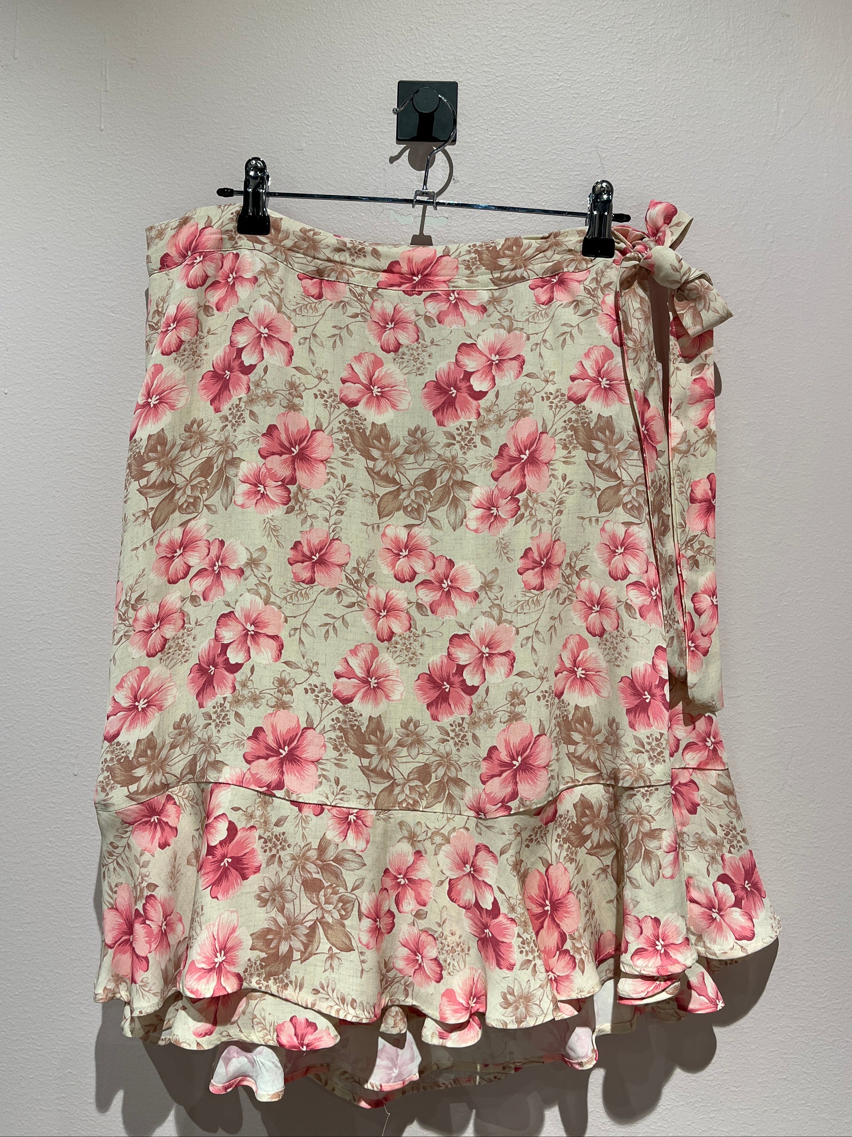 094212 - Ane Mone - Skirts - Pink - 38 - Image 1 circular-filename:21_07_2026_6ebc8b63-20d9-4a1d-adcc-7aca18125fcd_captured_image