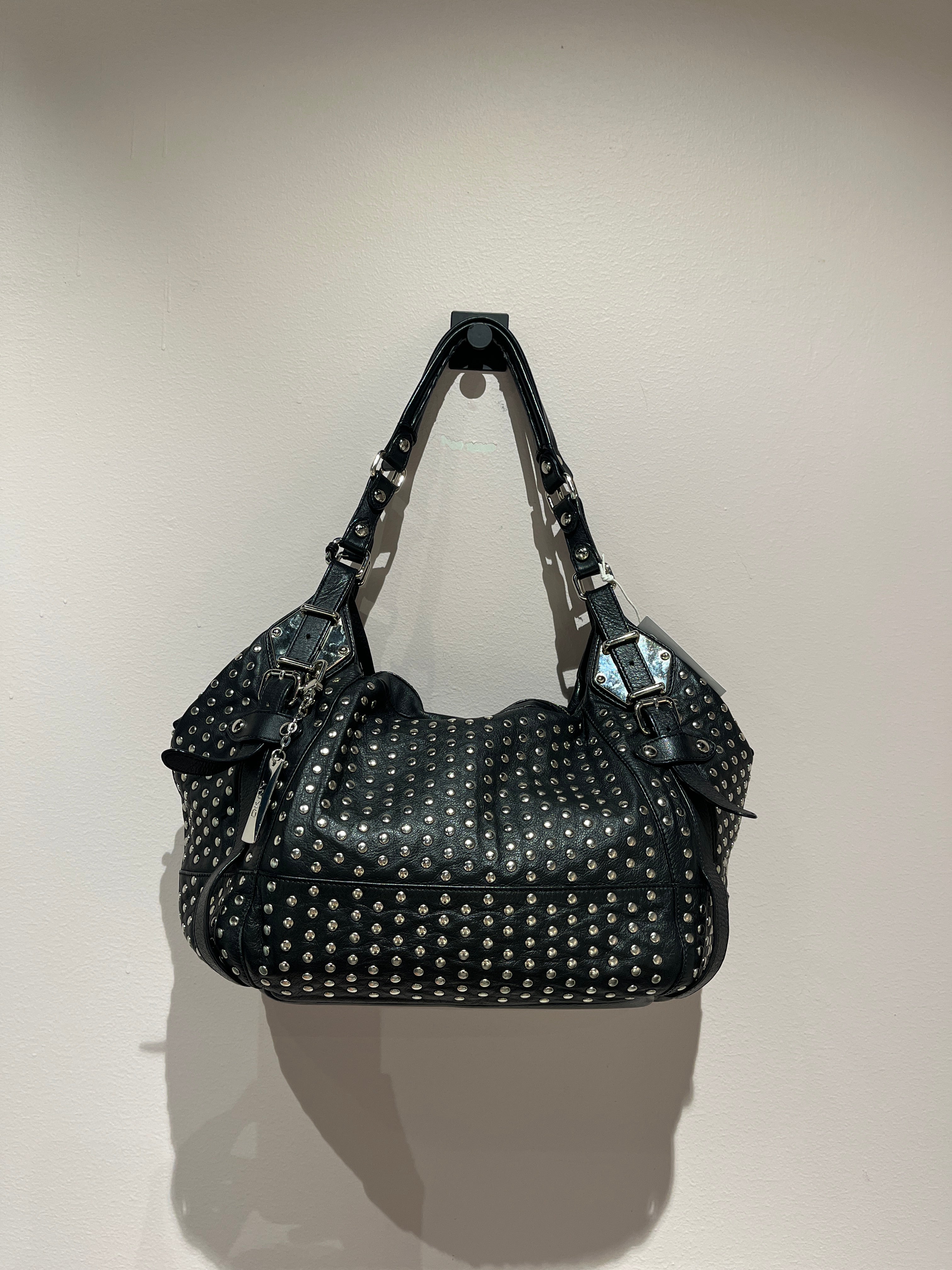 093595 - DKNY - Shoulder Bags - Black - Onesize - Image 1 circular-filename:21_07_2026_4e3744a5-a9b8-4fac-bb7d-84a7801bd39d_captured_image