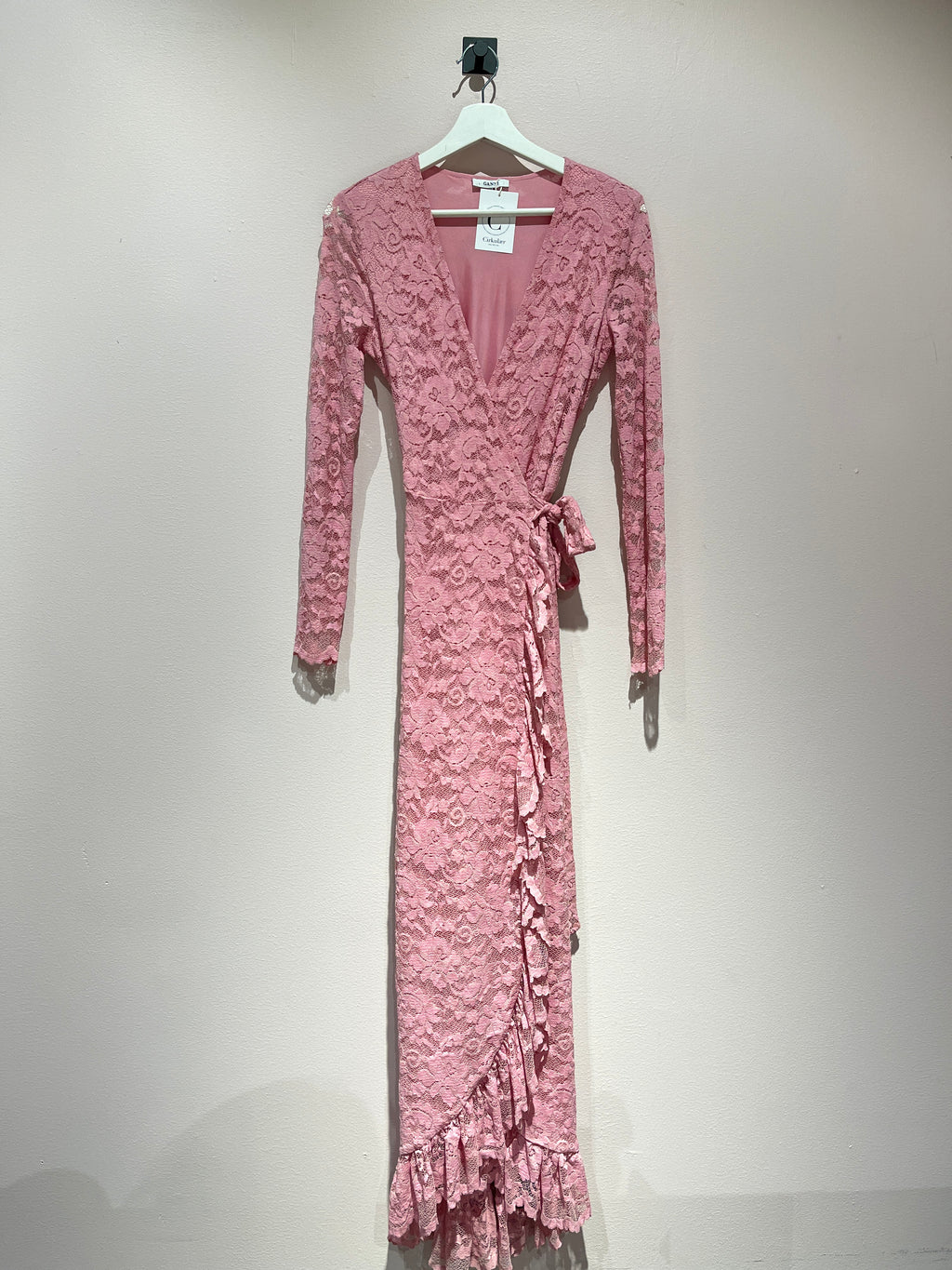 094832 - Ganni - Dresses - Pink - XS - Image 4 circular-filename:21_07_2026_b8cf81b8-217a-413d-815b-5c7795fee0e5_captured_image