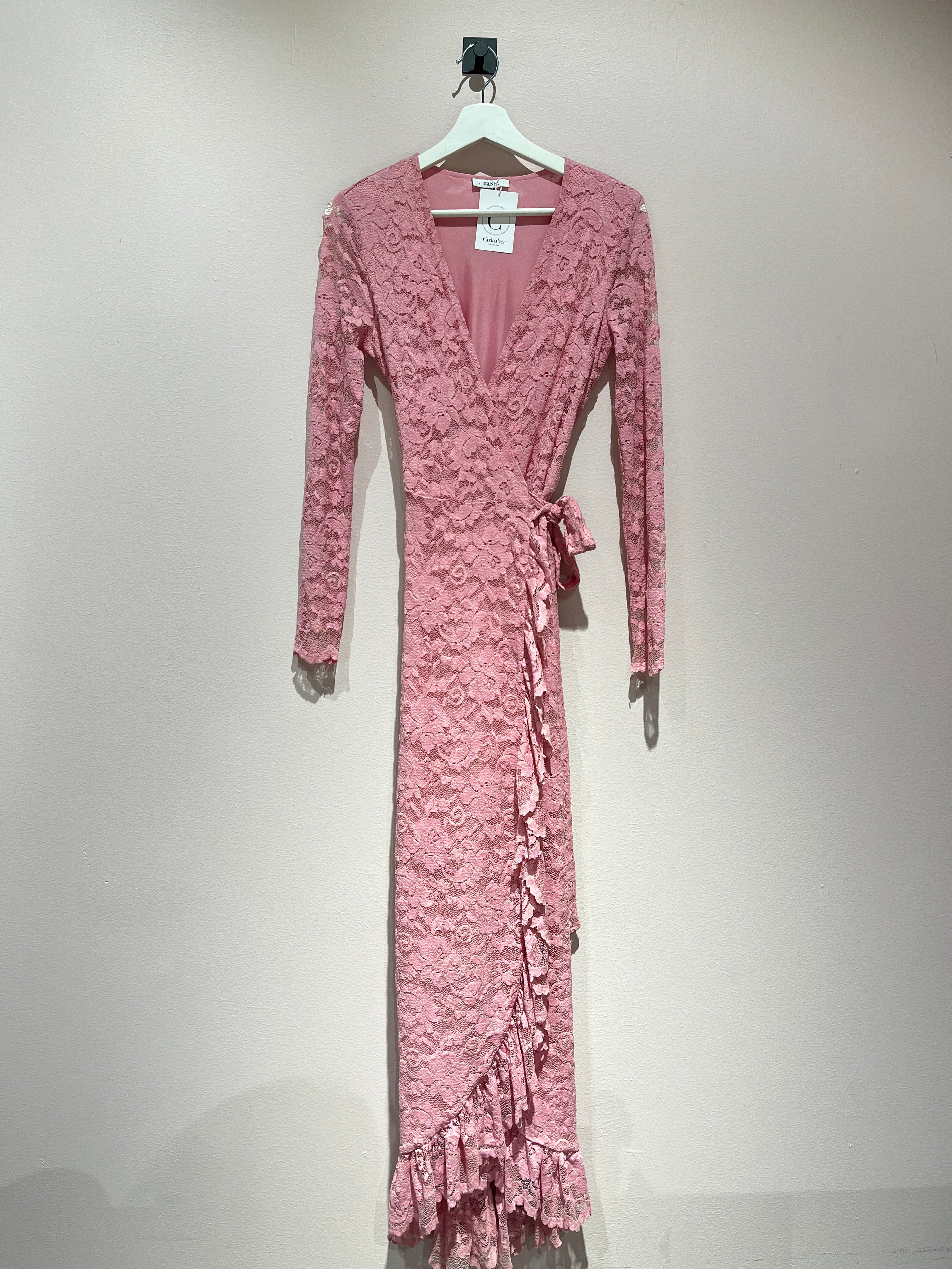 094832 - Ganni - Dresses - Pink - XS - Image 4 circular-filename:21_07_2026_b8cf81b8-217a-413d-815b-5c7795fee0e5_captured_image
