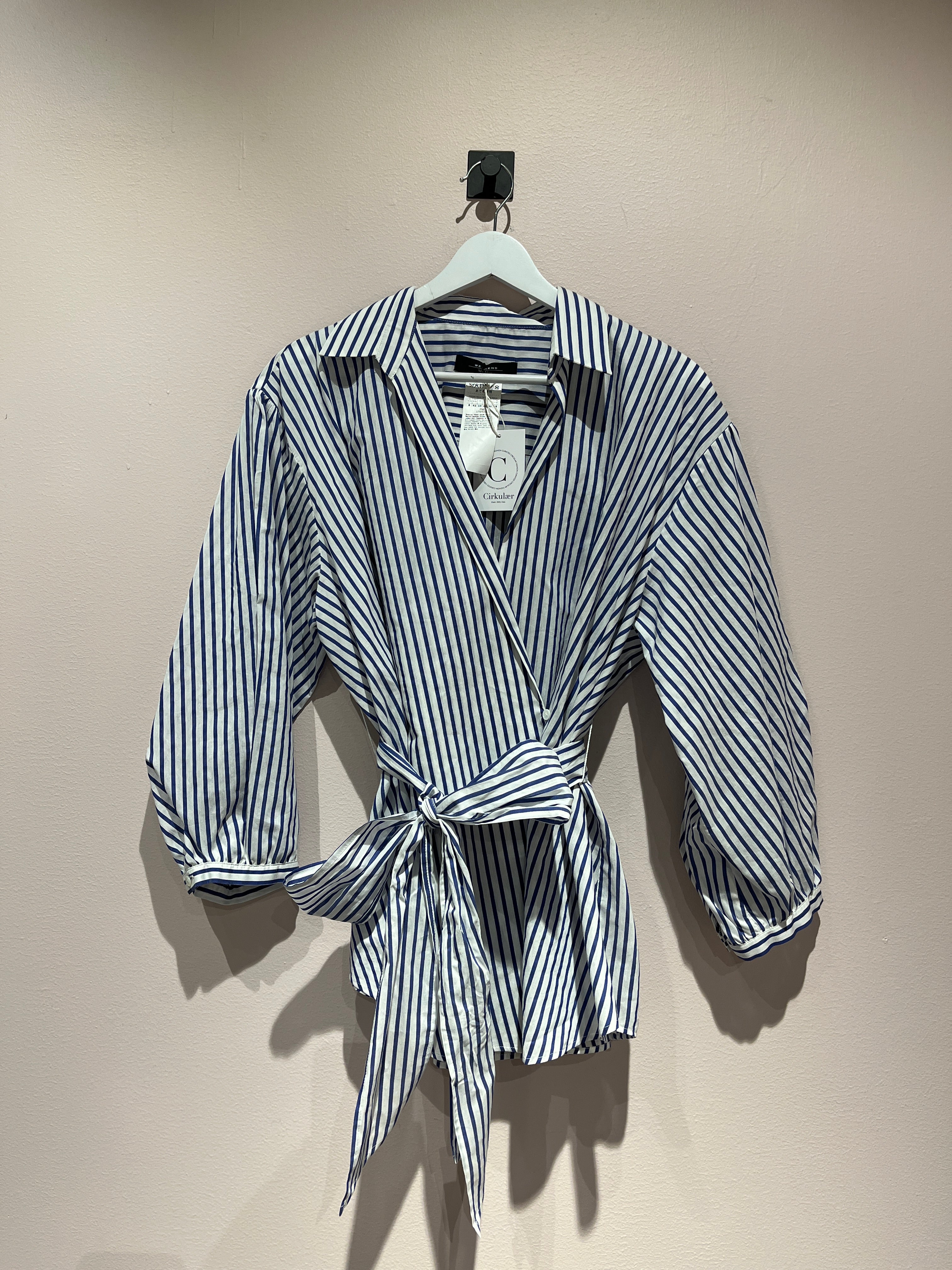 095015 - Weekend Max Mara - Shirts - Multi/patterned - 38 - Image 3 circular-filename:21_07_2026_992f1efb-2500-4093-a839-5108fb591605_captured_image
