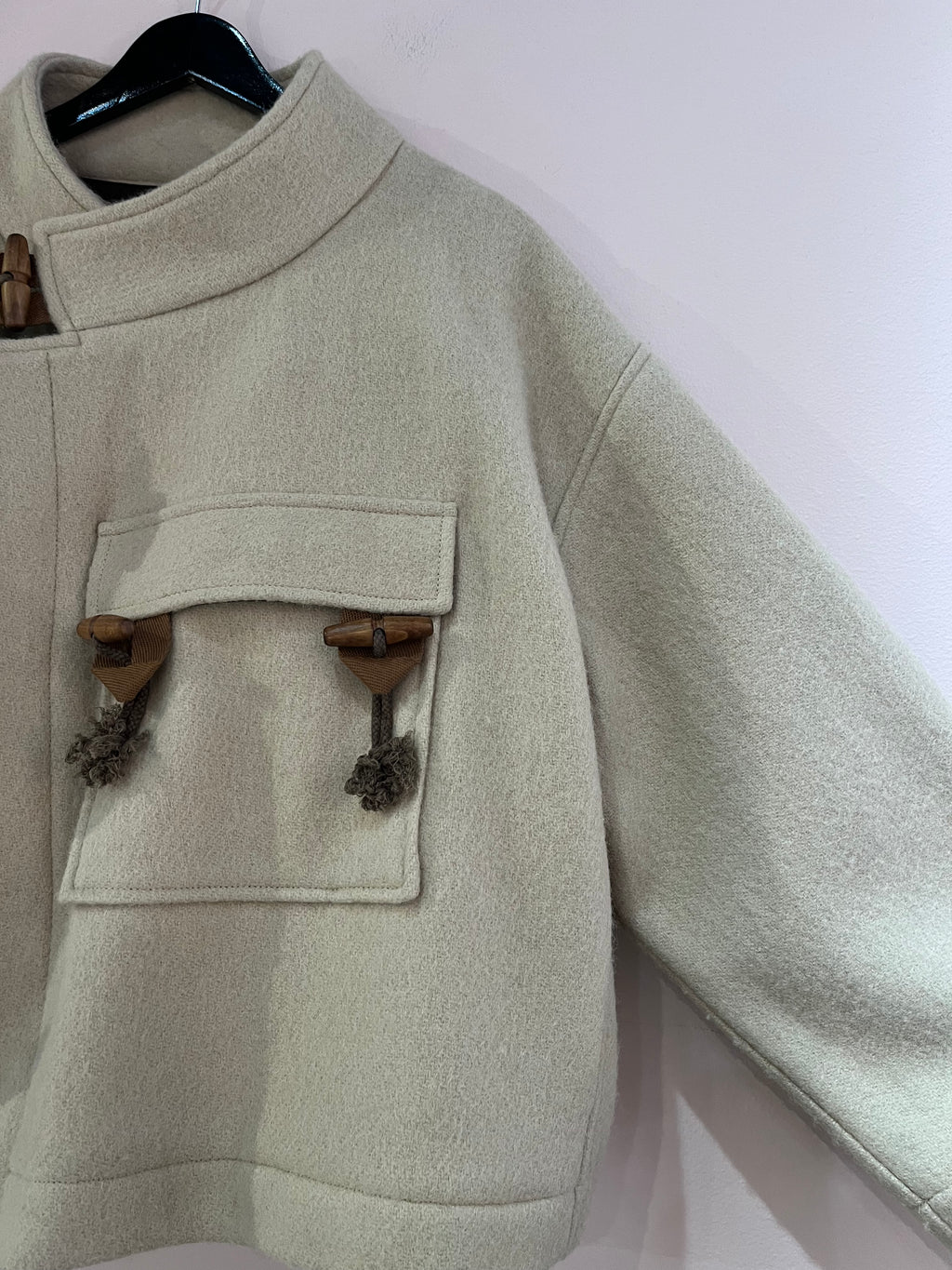 104091 - AF AGGER - Coats & Jackets - Beige - S - Image 4 circular-filename:22_09_2026_bb541107-ecb7-4b69-b94f-fade3df2e11d_captured_image
