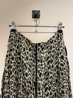095532 - Kello - Skirts - Black - L - Image 2 circular-filename:23_07_2026_874a2f84-9324-4812-88a4-56b3be298b3b_captured_image