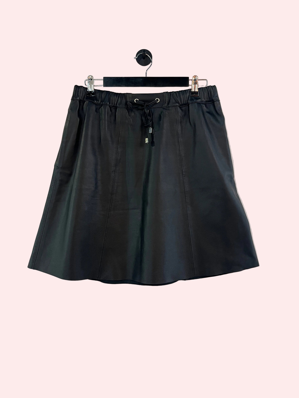 100144 - Arnie Says - Skirts - Black - L - Image 1 circular-filename:24_08_2026_55a2d90e-5dc3-4525-ac91-c718fc9d5d83_captured_image