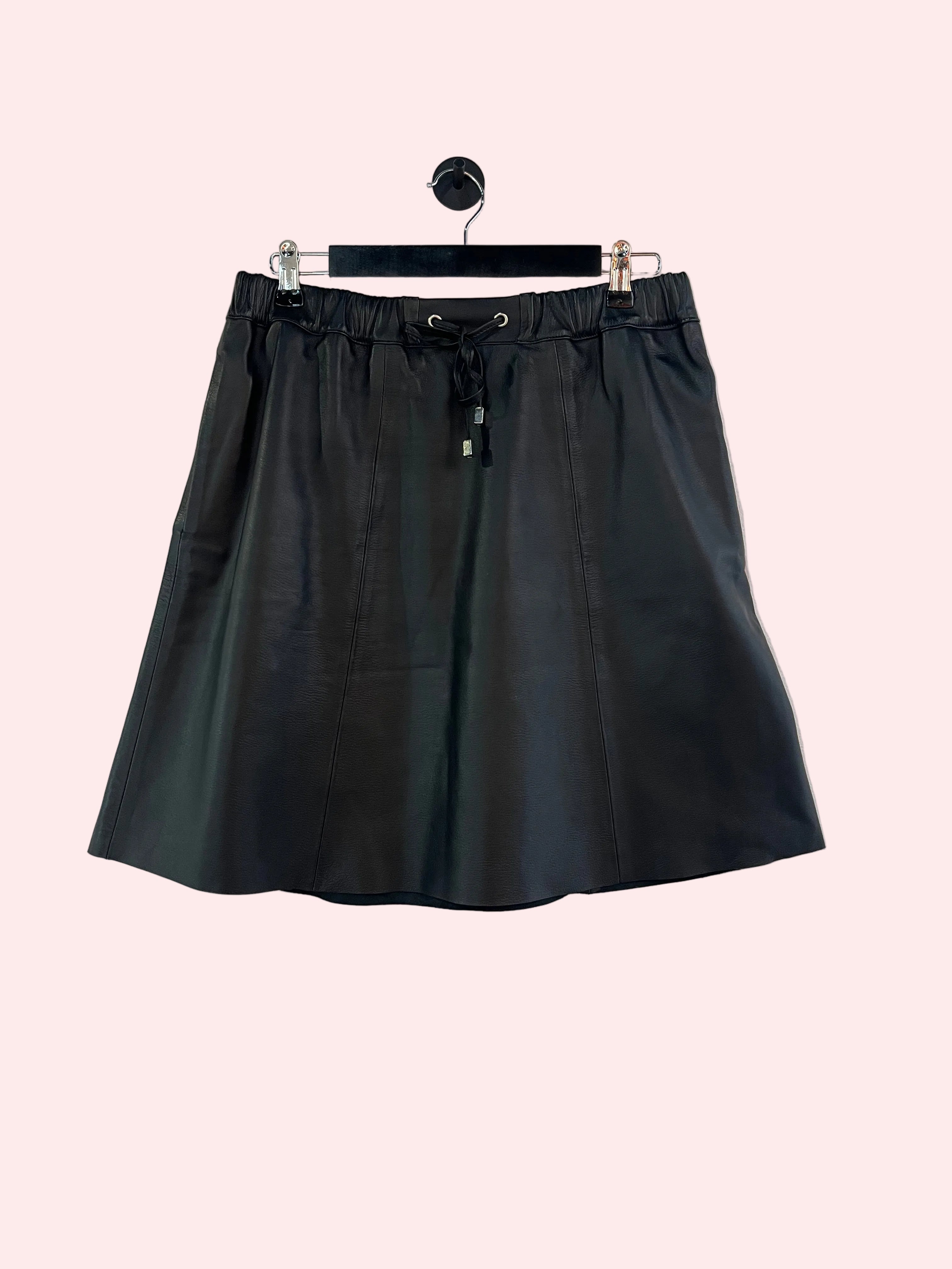 100144 - Arnie Says - Skirts - Black - L - Image 1 circular-filename:24_08_2026_55a2d90e-5dc3-4525-ac91-c718fc9d5d83_captured_image
